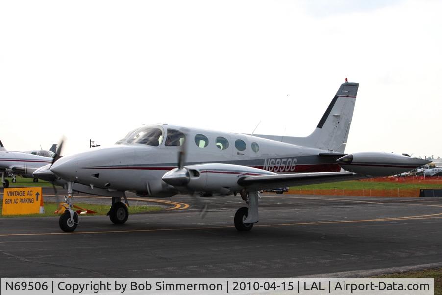 N69506, 1974 Cessna 340 C/N 340-0343, Departing Lakeland, FL during Sun N Fun 2010