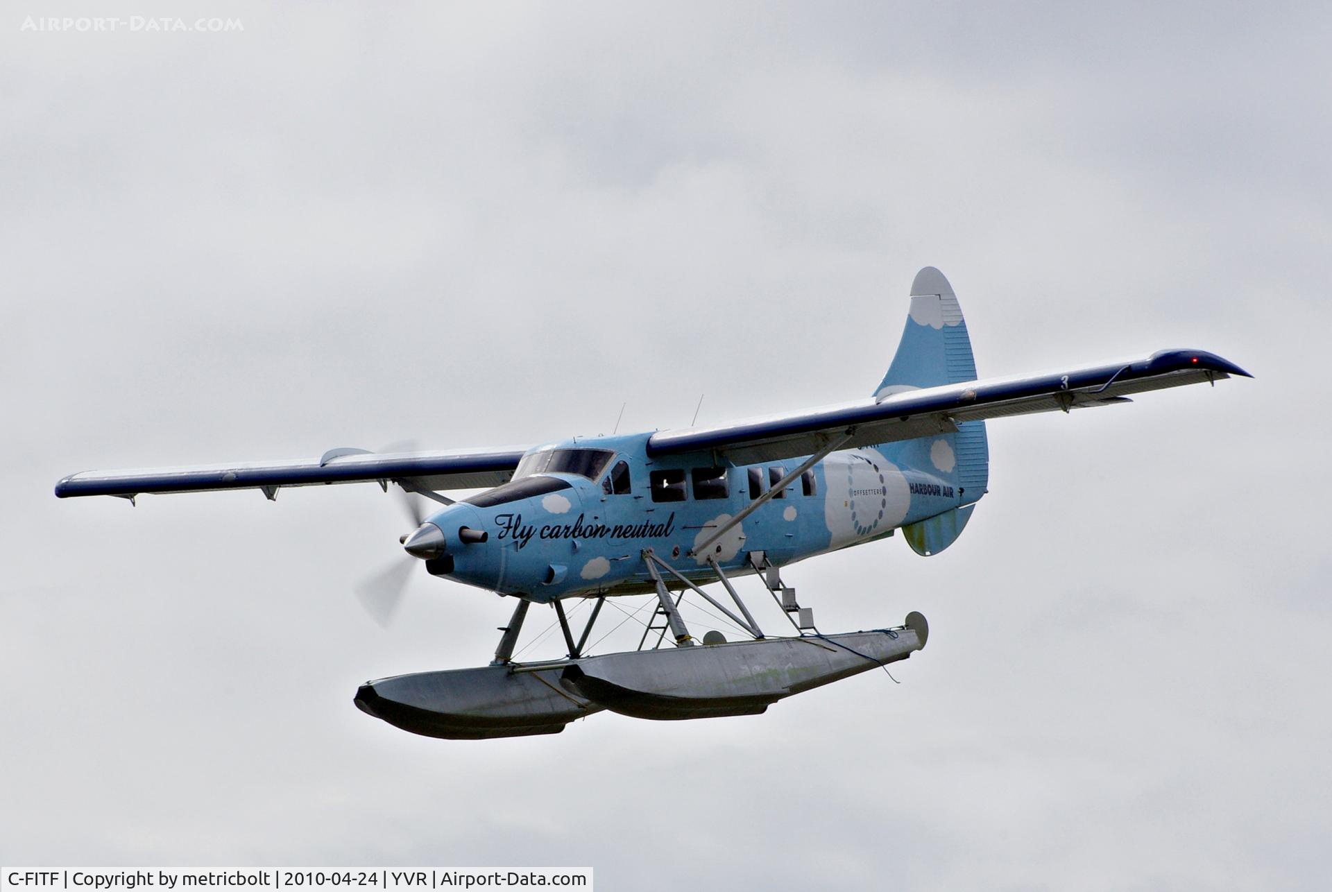 C-FITF, 1955 De Havilland Canada DHC-3T Vazar Turbine Otter C/N 89, landing on the Fraser River