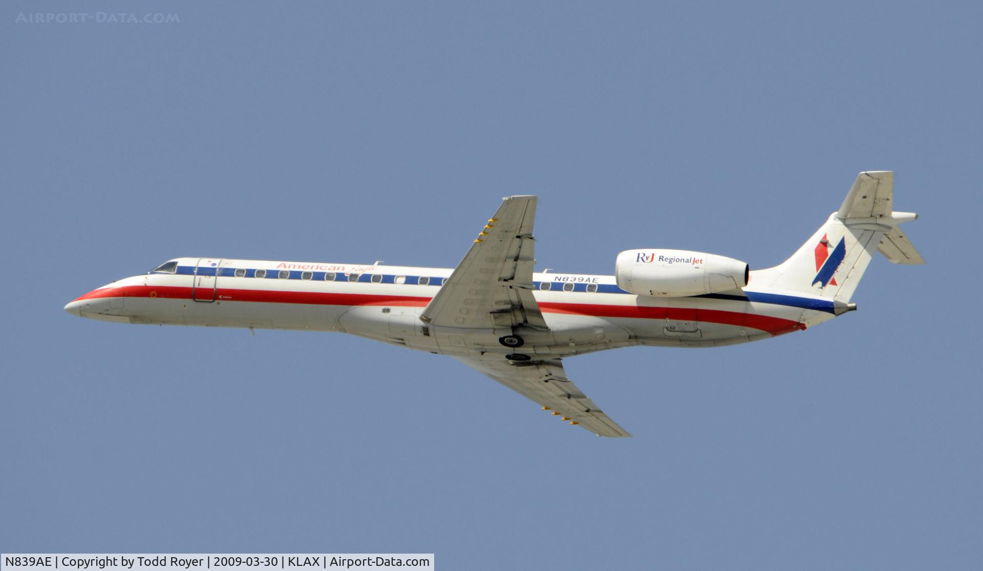 N839AE, 2002 Embraer ERJ-140LR (EMB-135KL) C/N 145653, Departing LAX
