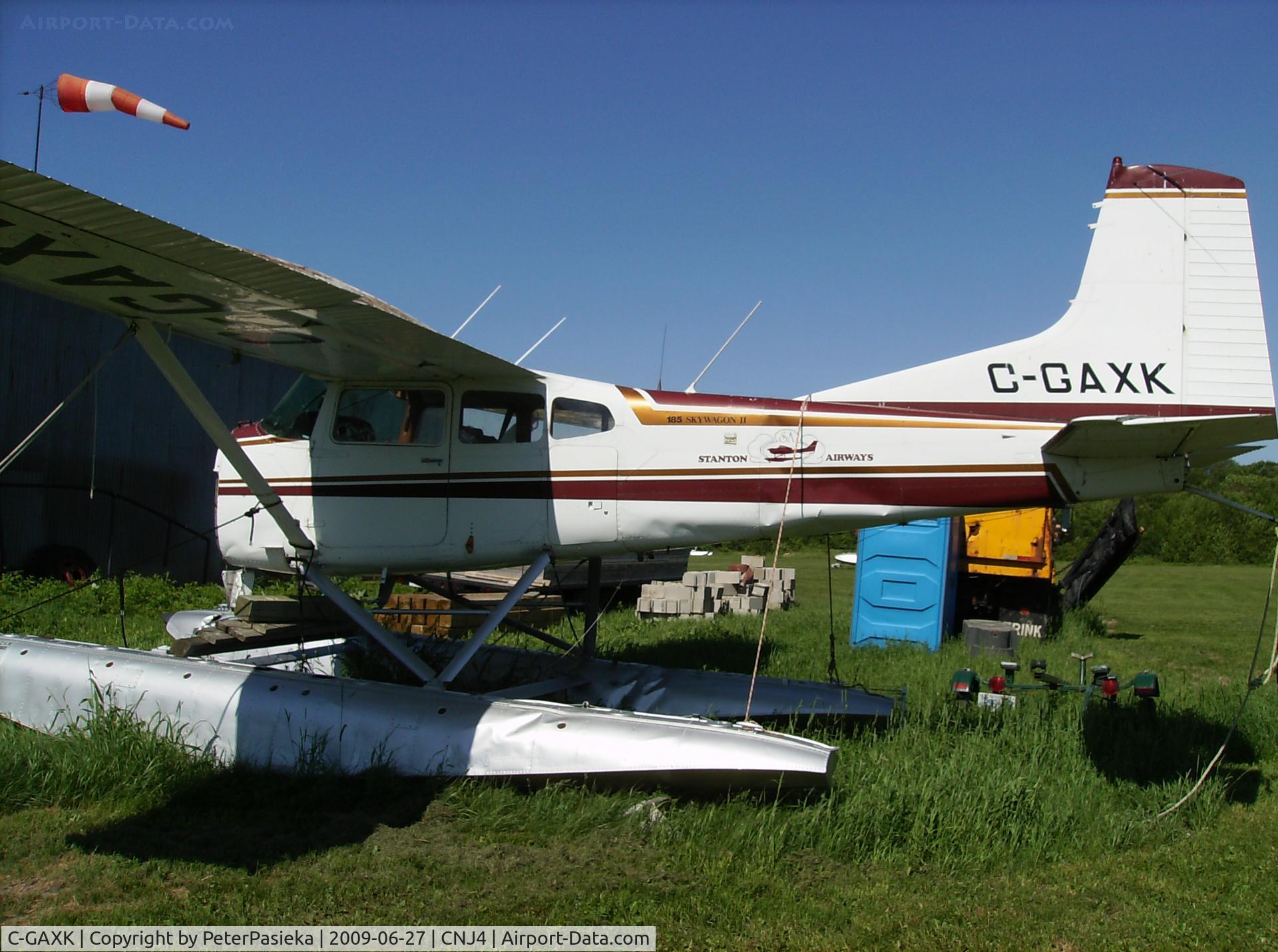 C-GAXK, 1975 Cessna A185F Skywagon 185 C/N 18502673, @ Orillia Airport