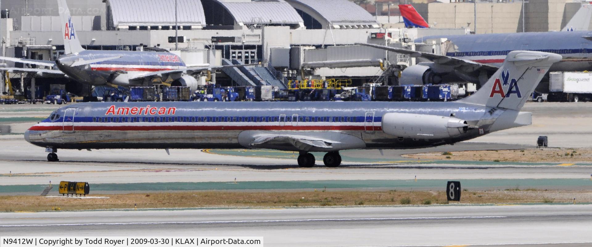 N9412W, 1995 McDonnell Douglas MD-83 (DC-9-83) C/N 53187, Taxi at LAX