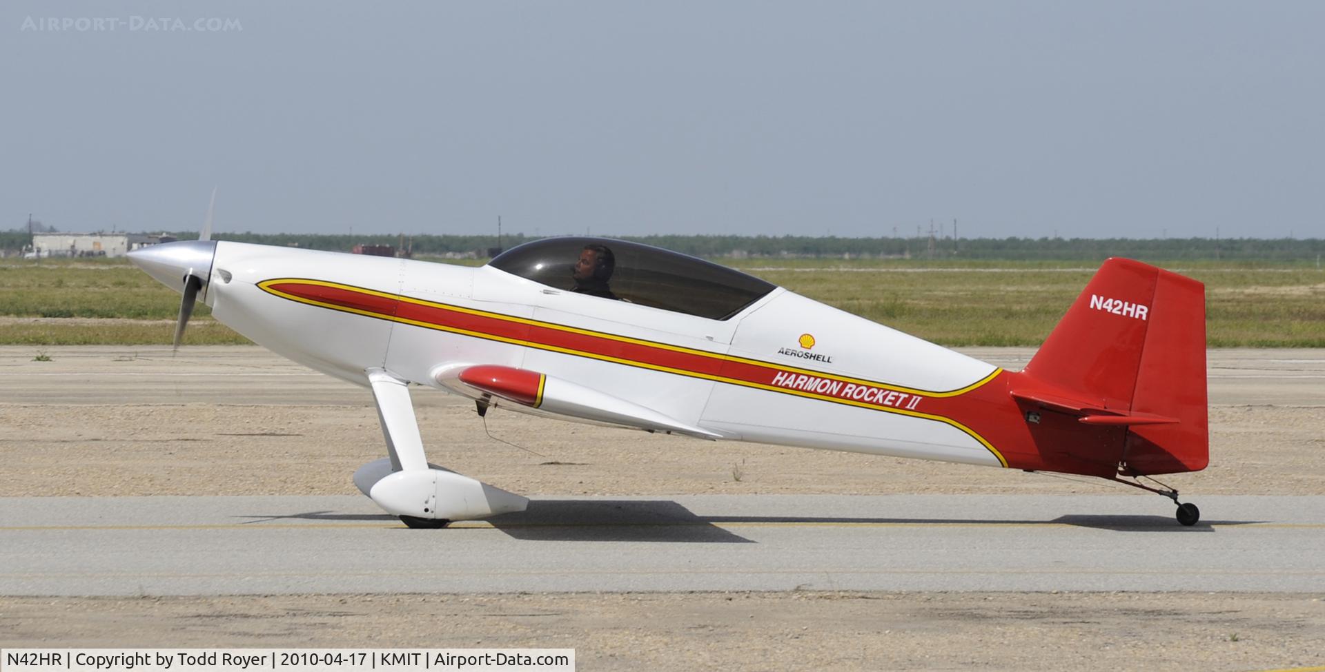 N42HR, 1992 Harmon Rocket II C/N 007, Minter Field fly in 2010