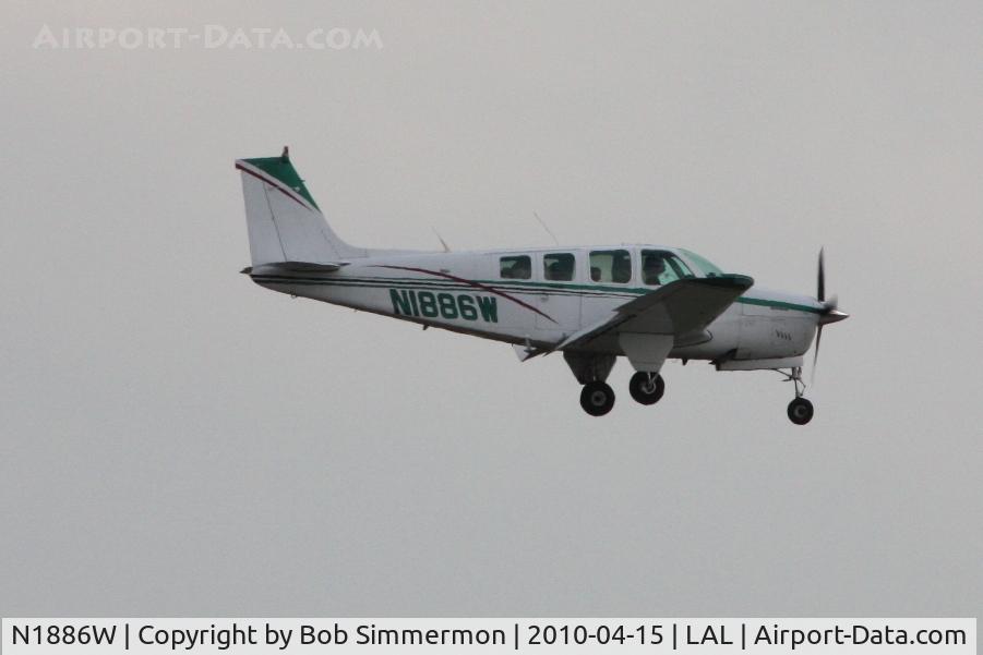 N1886W, 1973 Beech A36 Bonanza 36 C/N E-441, Arriving at Lakeland, FL during Sun N Fun 2010.