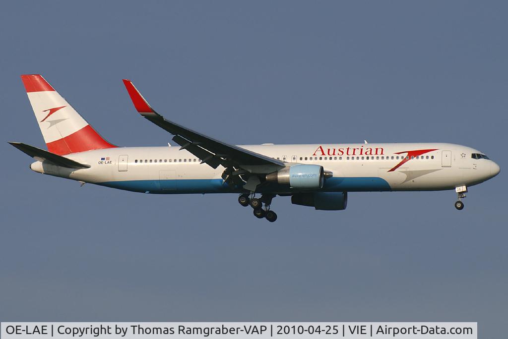 OE-LAE, 2000 Boeing 767-3Z9/ER C/N 30383, Austrian Airlines Boeing 767-300