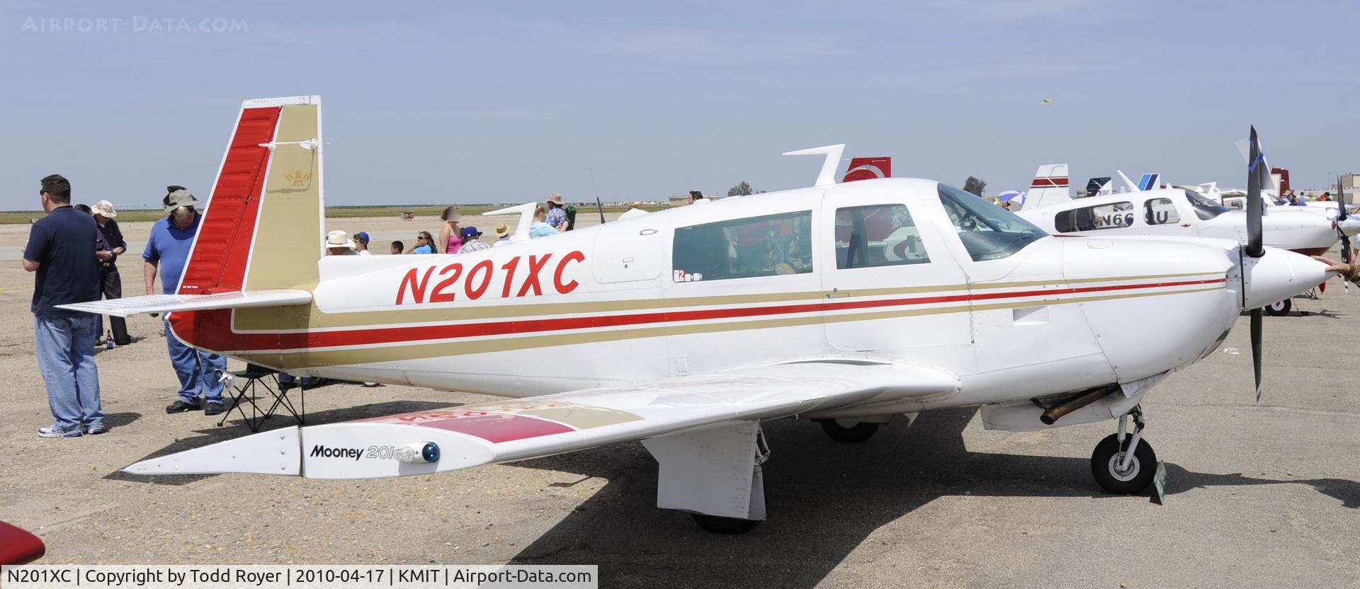 N201XC, 1977 Mooney M20J 201 C/N 24-0346, Minter Field fly in 2010