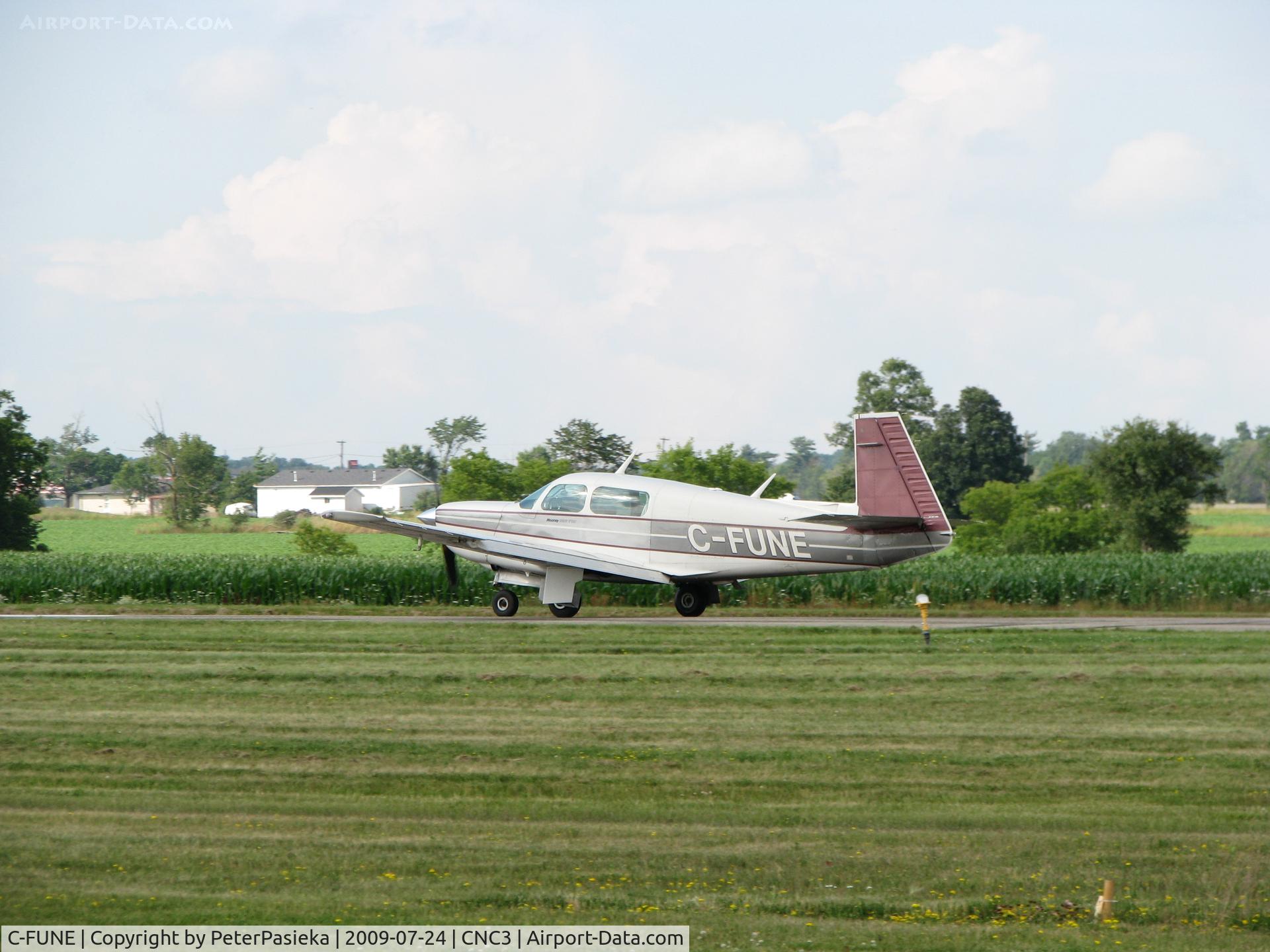 C-FUNE, 1986 Mooney M20K C/N 25-1047, @ Brampton Airport