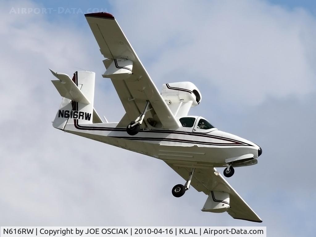 N616RW, 1978 Consolidated Aeronautics Inc. Lake LA-4-200 C/N 888, Arriving at KLAL