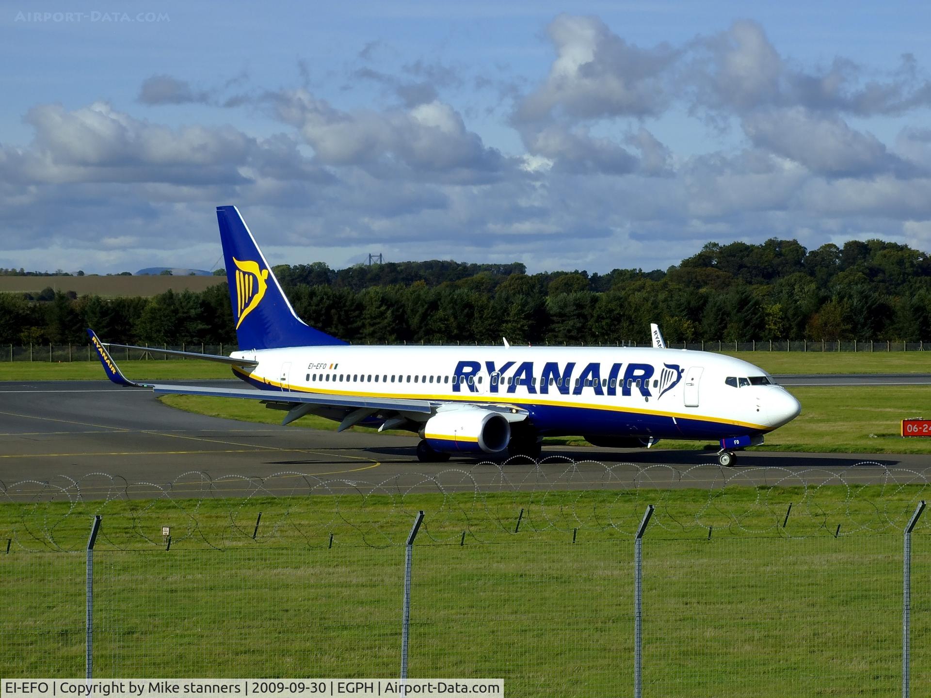 EI-EFO, 2009 Boeing 737-8AS C/N 37539, 