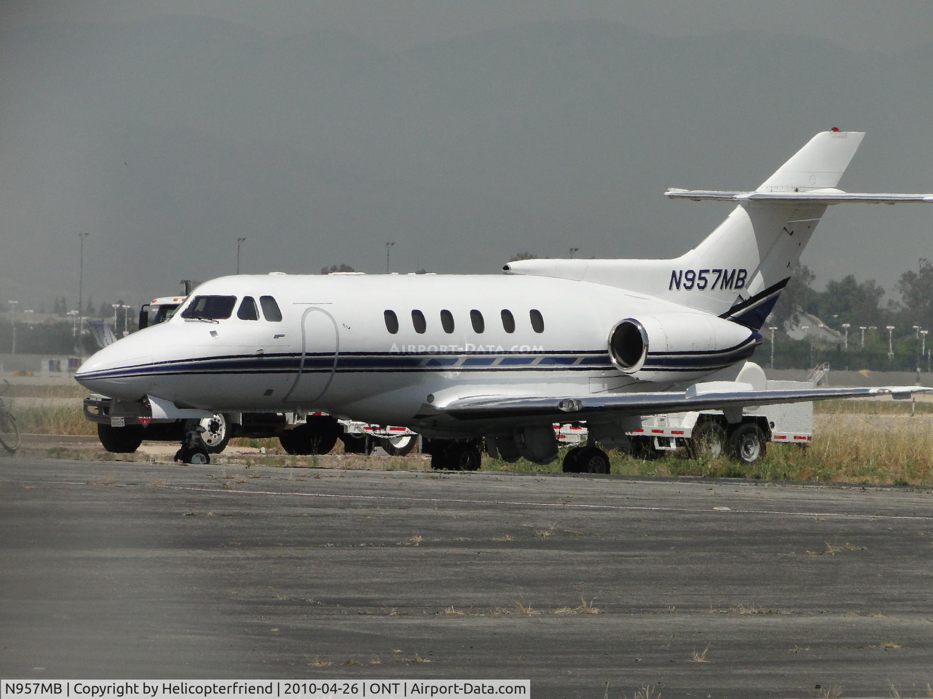 N957MB, 1973 Hawker Siddeley HS.125 Series 600A C/N 256015, Parked at Ontario
