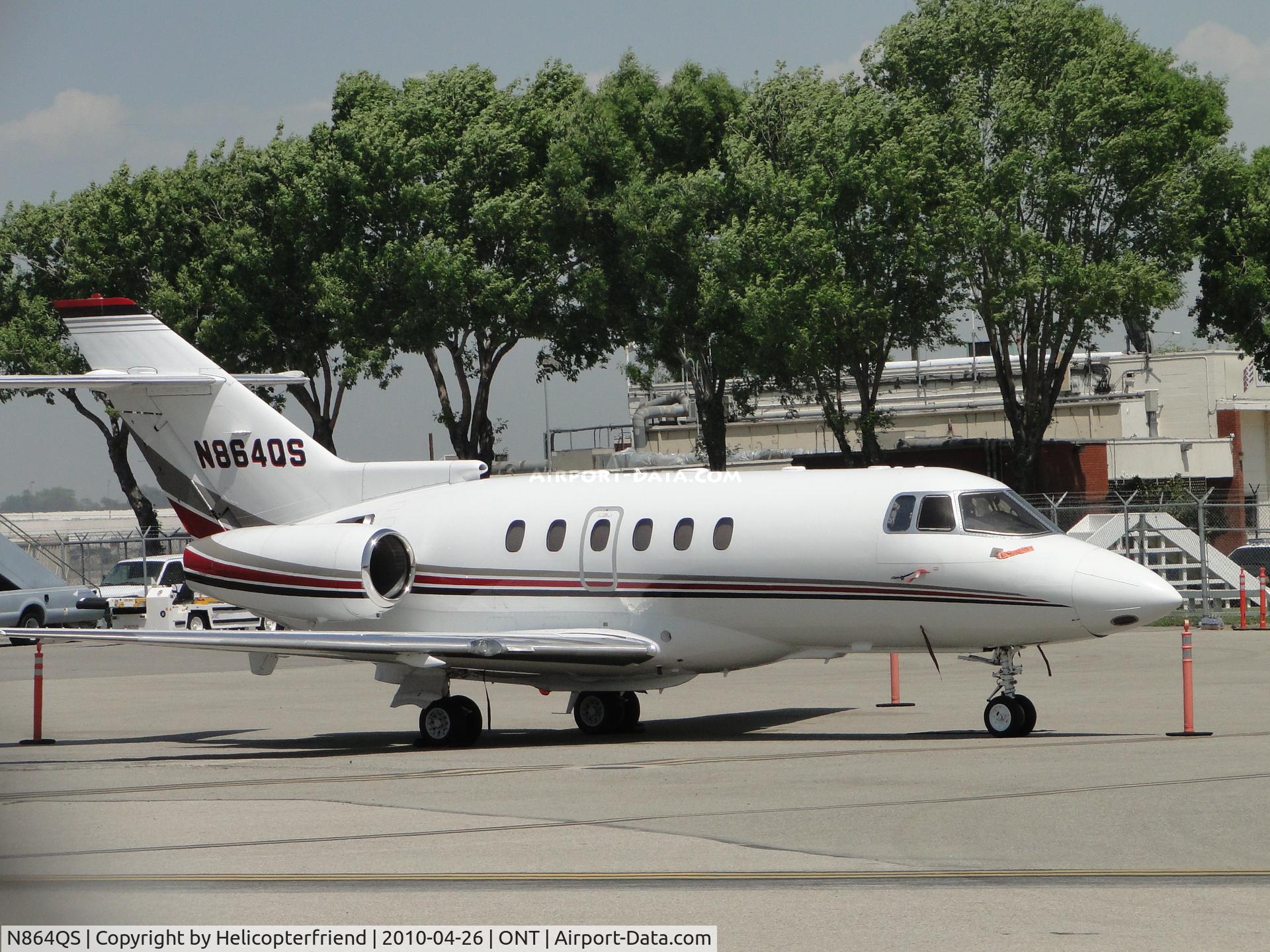 N864QS, 2001 Raytheon Hawker 800XP C/N 258564, Parked at ONT