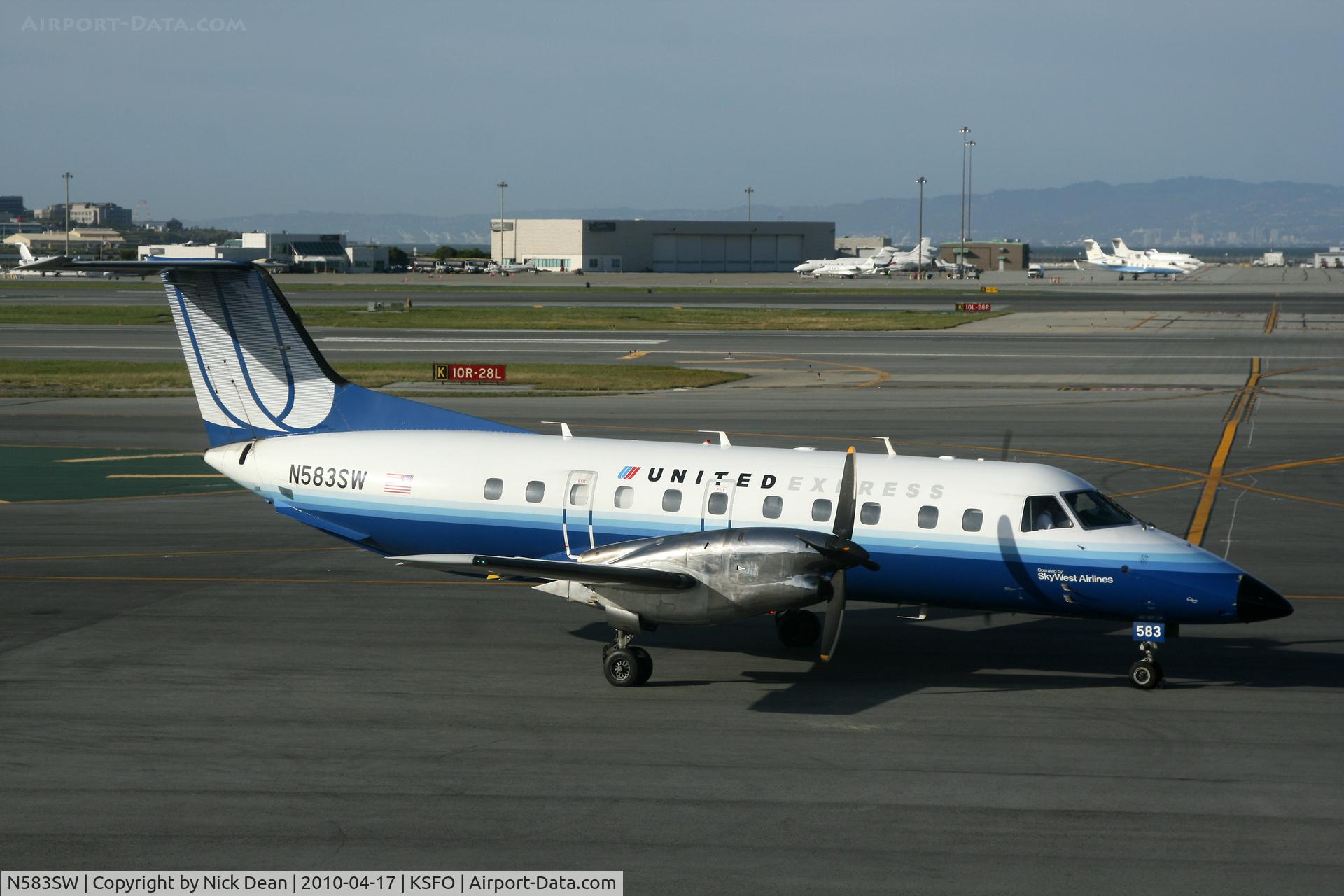 N583SW, 1999 Embraer EMB-120ER Brasilia C/N 120351, KSFO