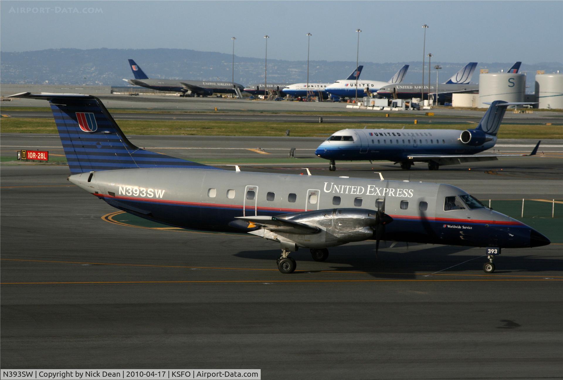 N393SW, 1997 Embraer EMB-120ER C/N 120.330, KSFO