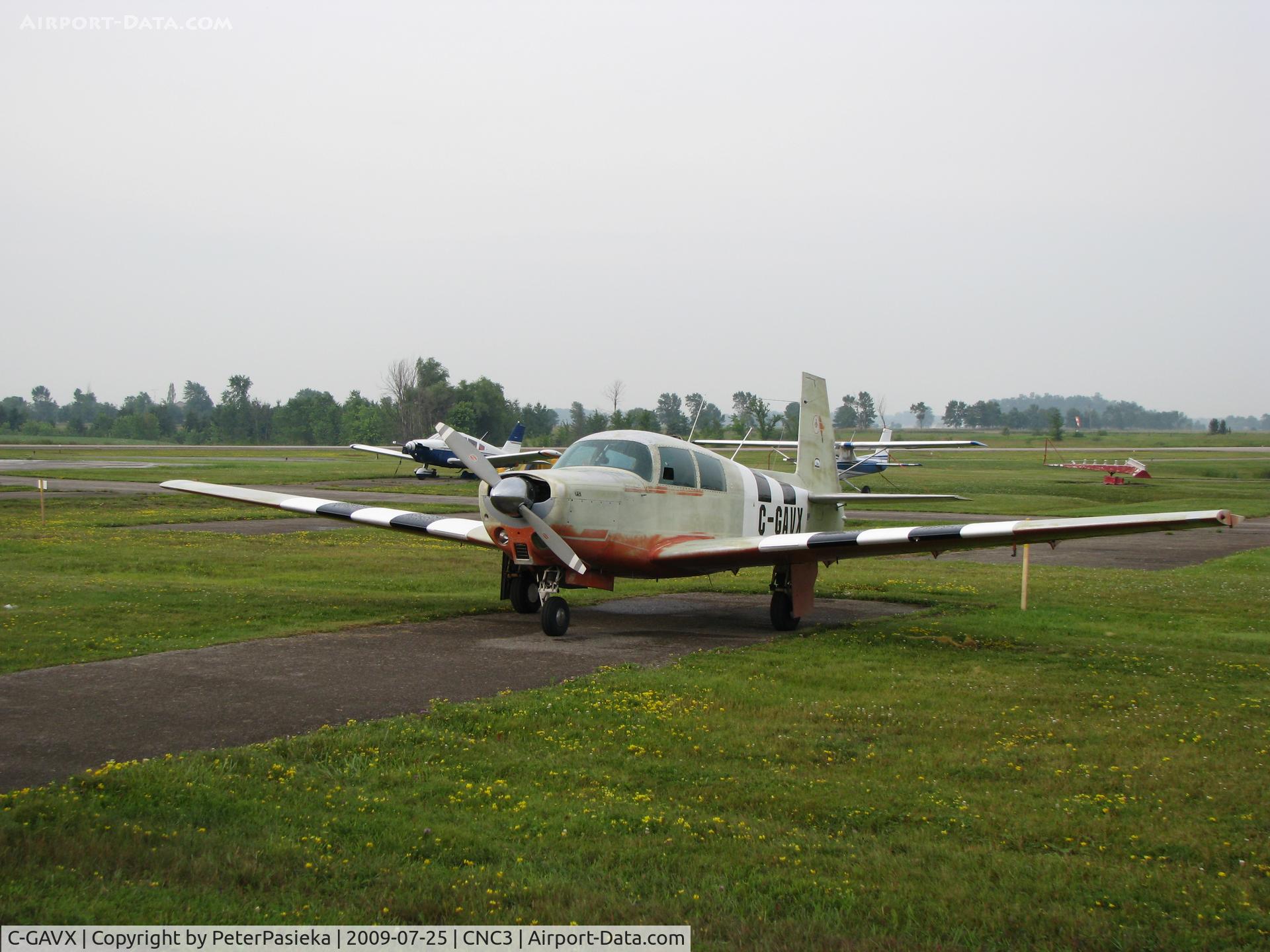 C-GAVX, Mooney M20C Ranger C/N 680069, @ Brampton Airport