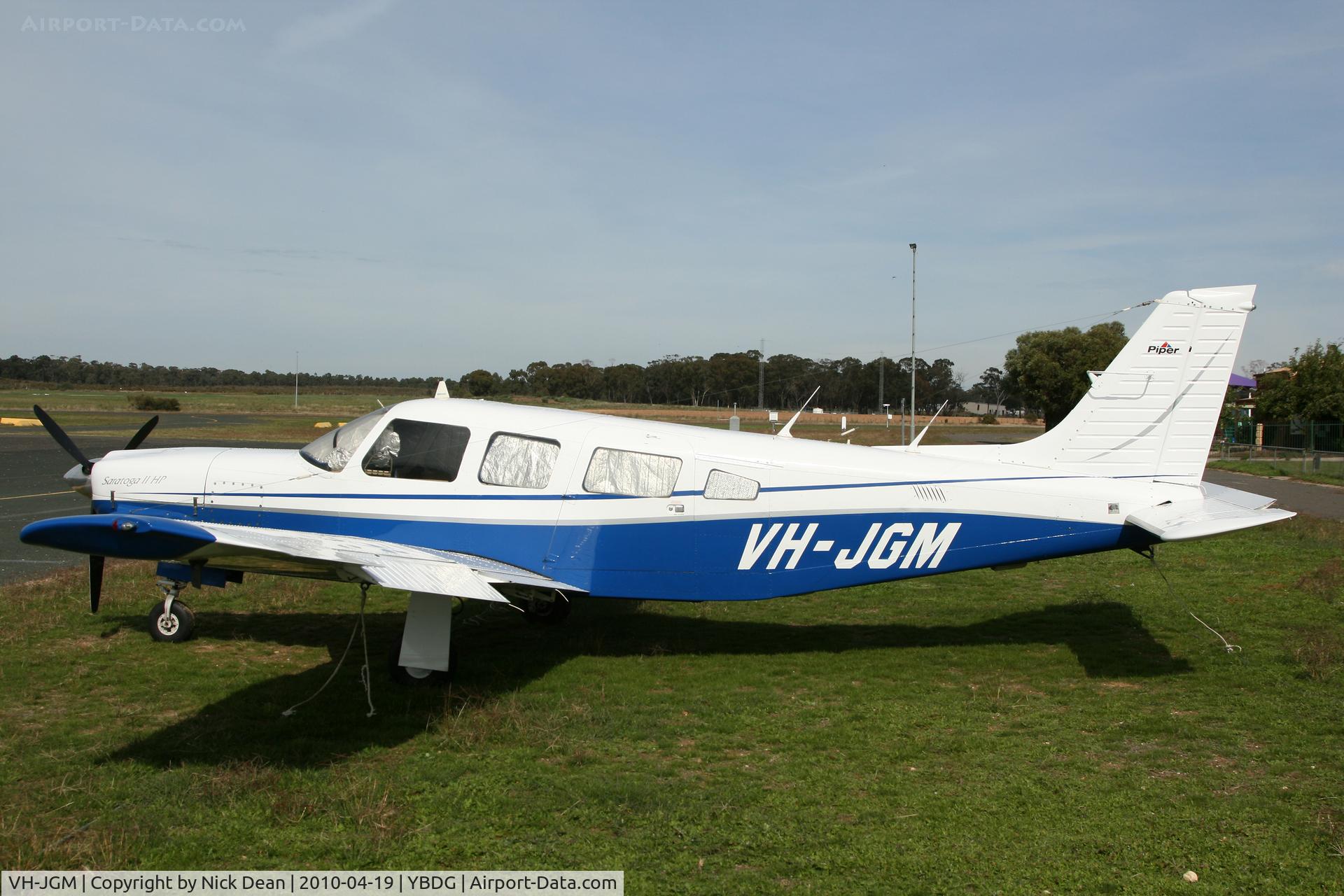 VH-JGM, 1980 Piper PA-32R-301 Saratoga II HP C/N 32R-8013009, YBDG