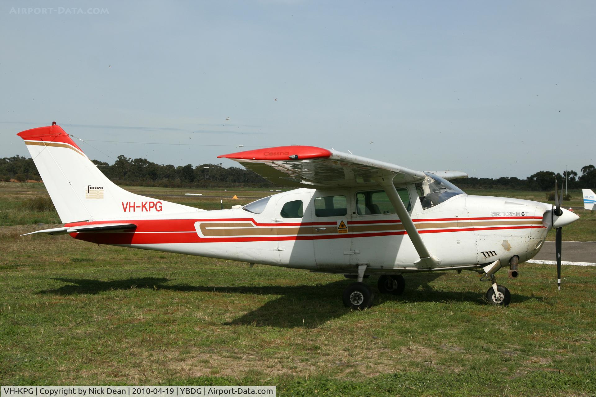 VH-KPG, 1980 Cessna TU206G 6T Turbo Stationair C/N U20605696, YBDG