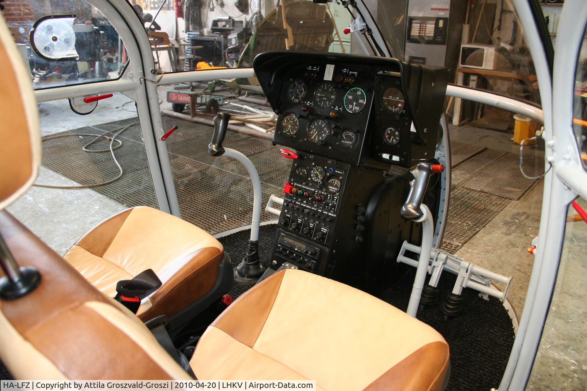 HA-LFZ, 1968 Sud SA-318C Alouette II C/N 2043/M380, Hungary-Kaposújlak airport - Cocpit