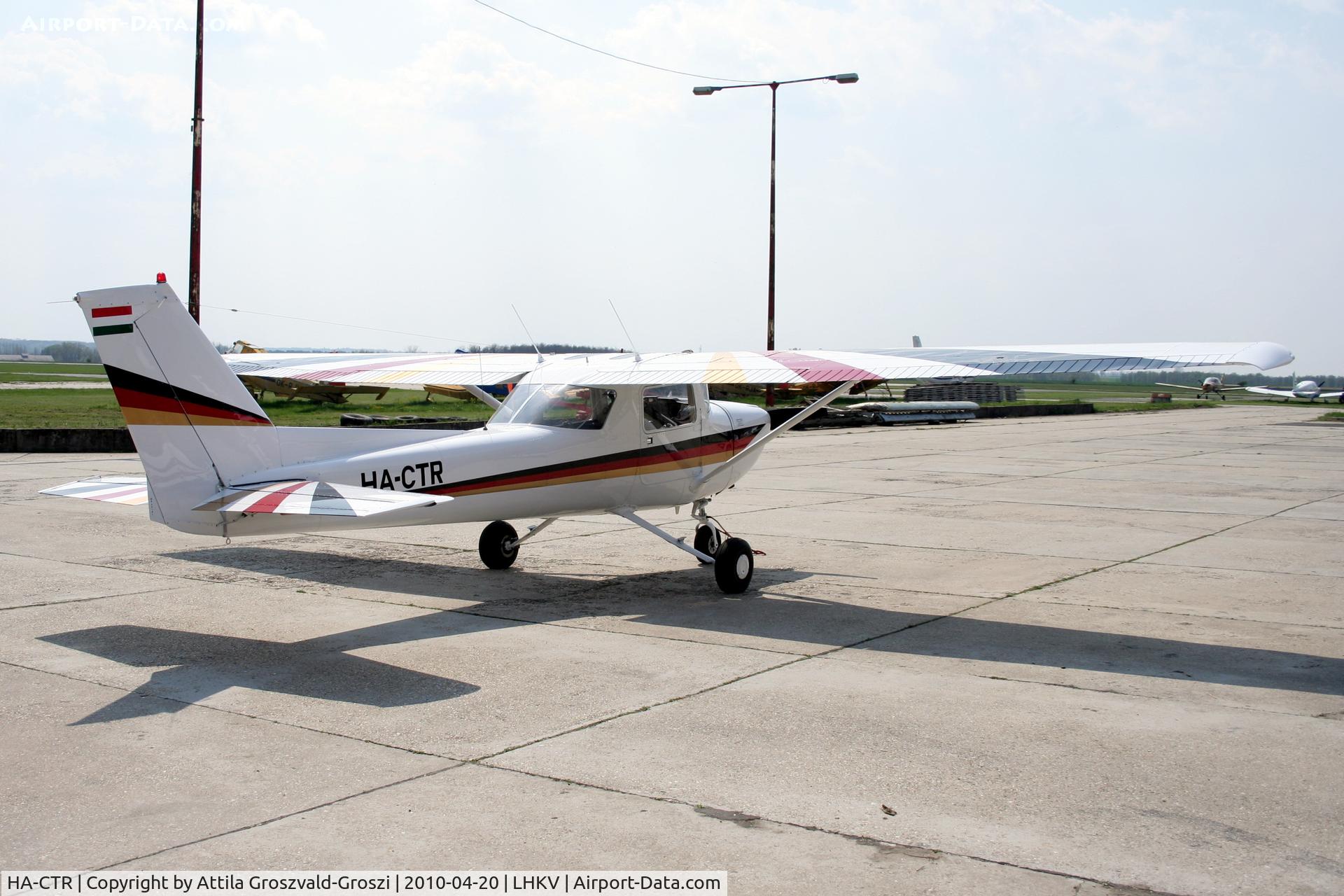 HA-CTR, Reims FRA150L Aerobat C/N 0248, Hungary-Kaposújlak airport hangar. - It is his new painting.