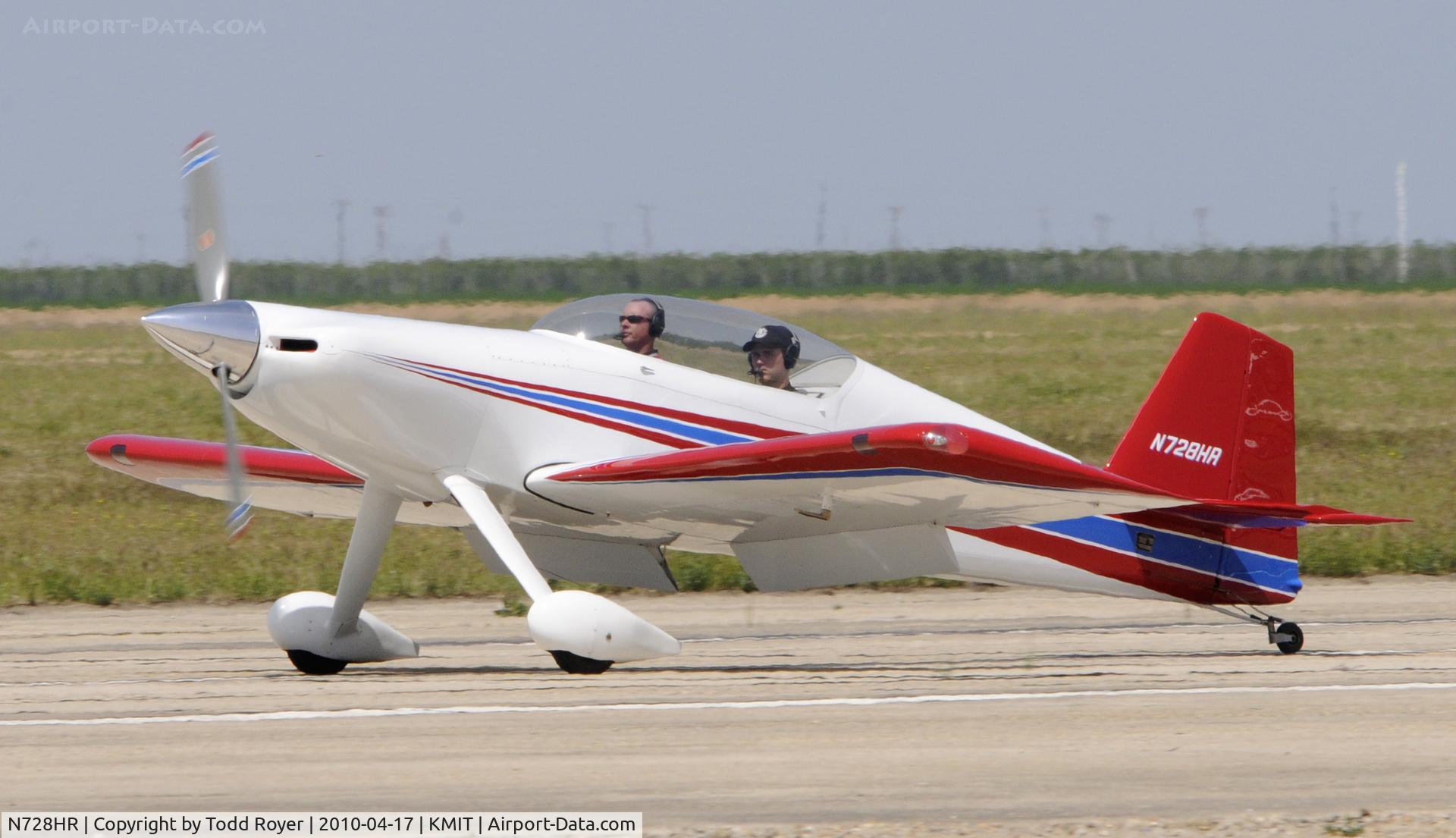 N728HR, Harmon Rocket II C/N 007, Minter Field fly in 2010