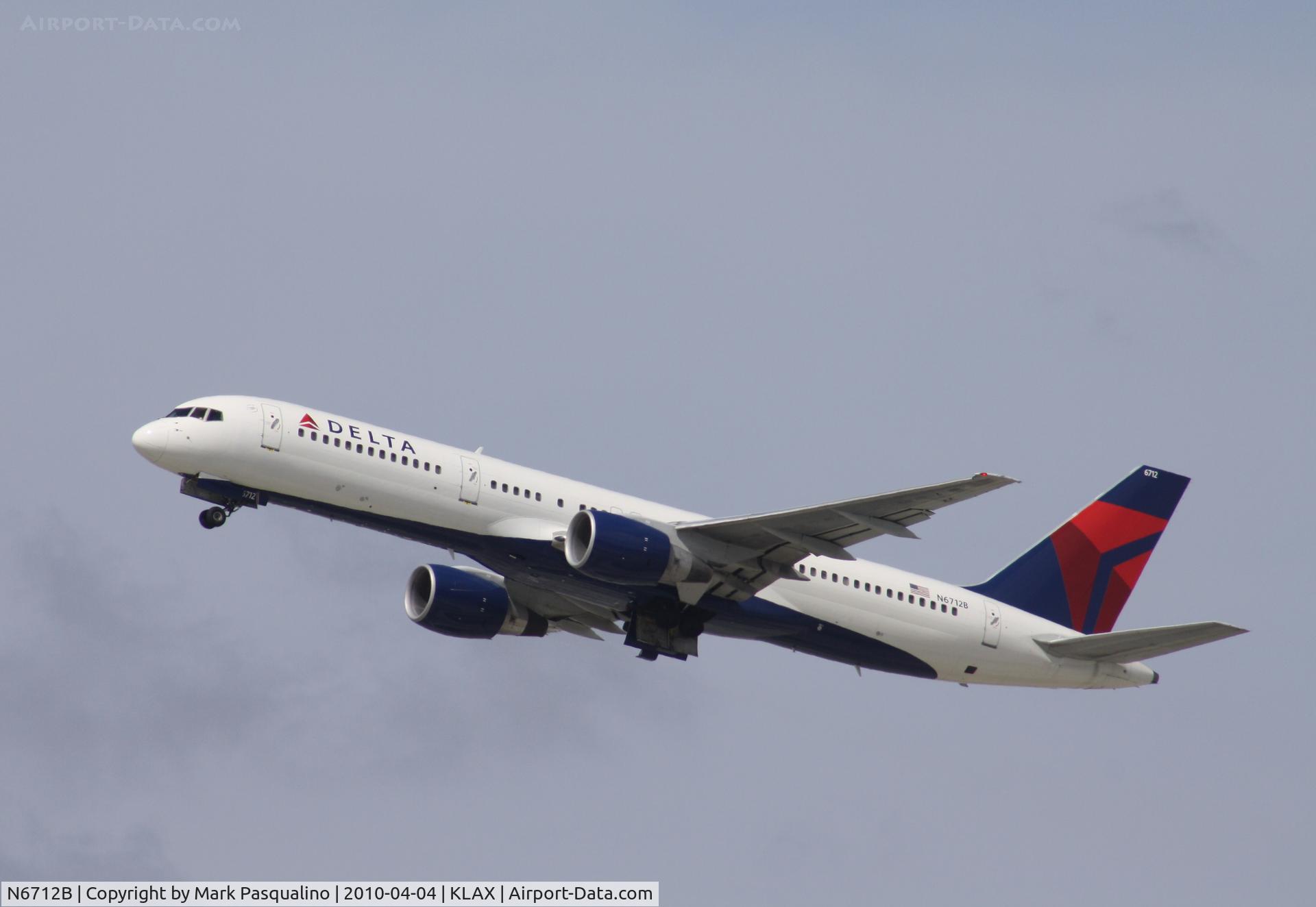 N6712B, 2000 Boeing 757-232 C/N 30484, Boeing 757-200