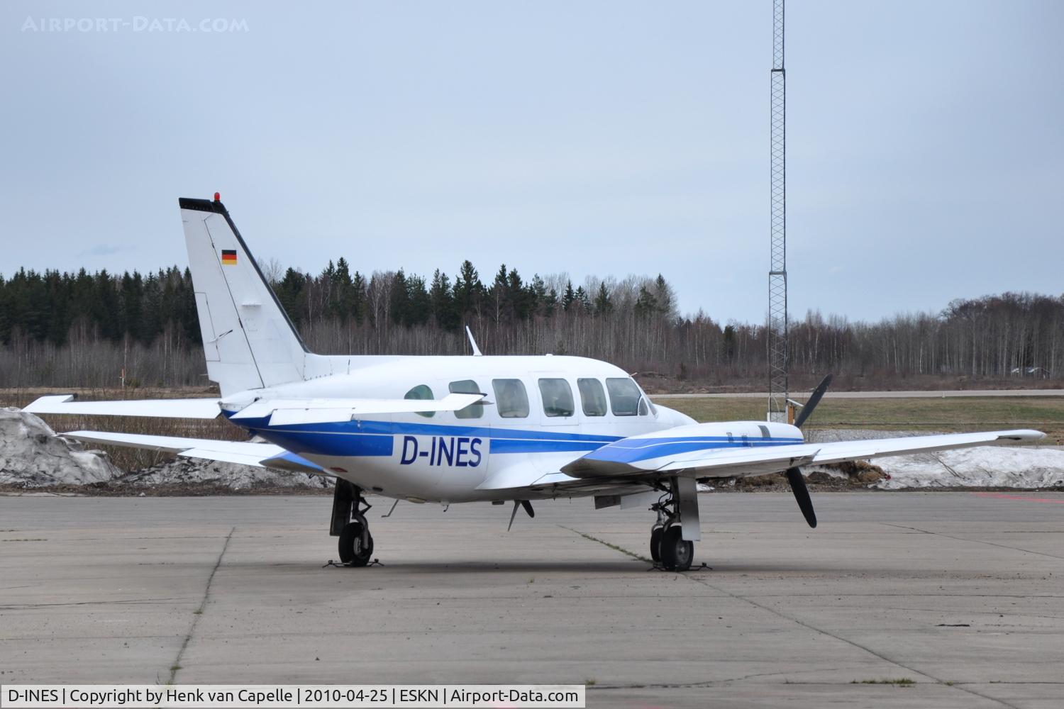 D-INES, 1977 Piper PA-31-350 Chieftain C/N 31-7752061, Piper Chieftain on the platform of Nyköping Skavsta airport, Sweden.