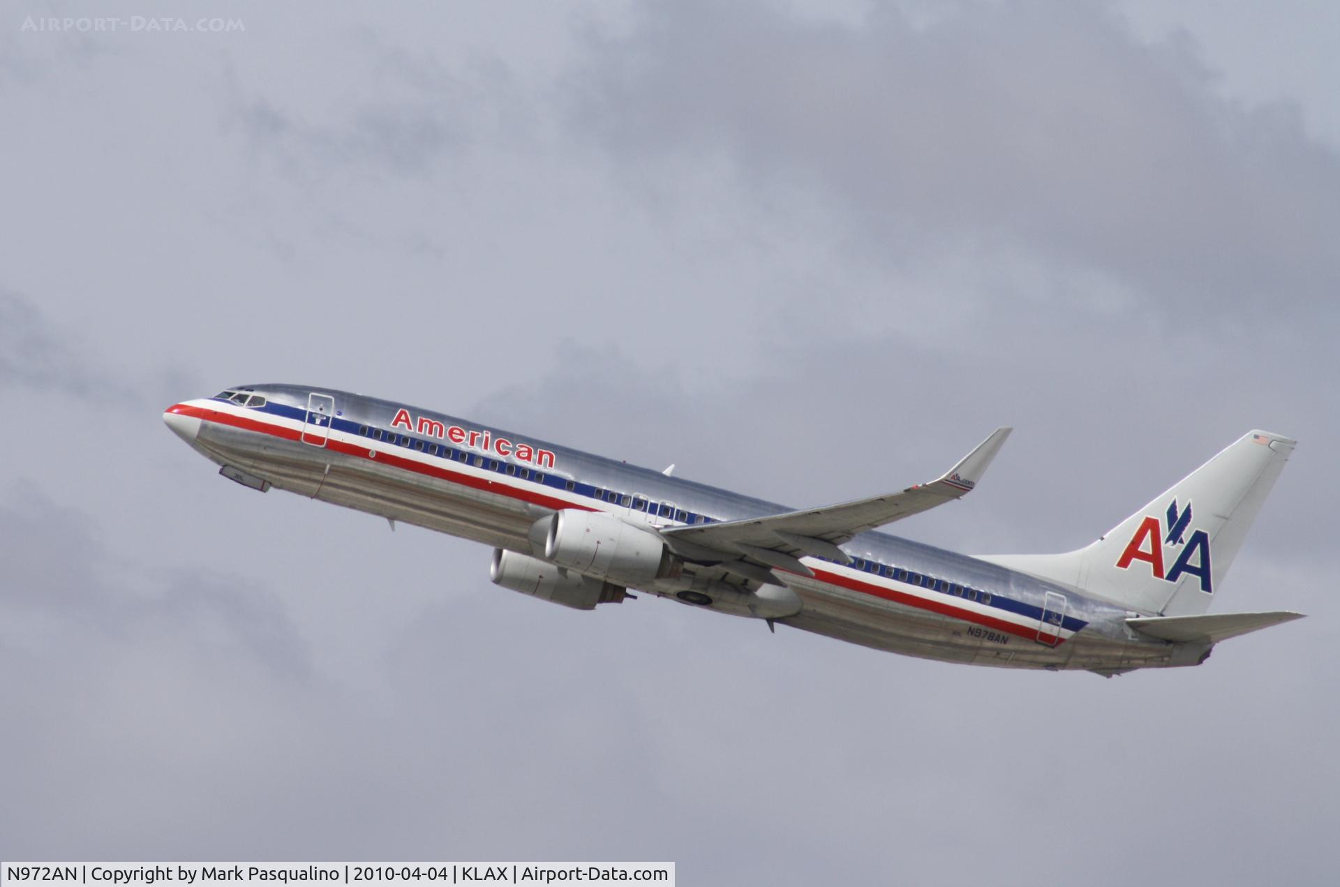 N972AN, 2001 Boeing 737-823 C/N 30097, Boeing 737-800