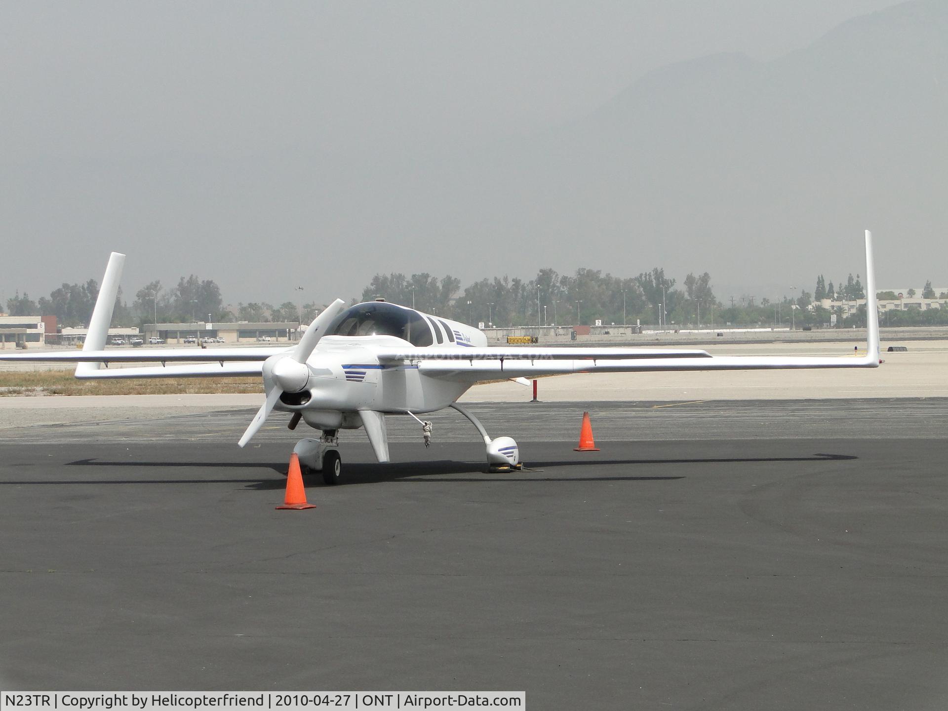 N23TR, Rutan 40 Defiant C/N 7, Parked on the southside of Ontario