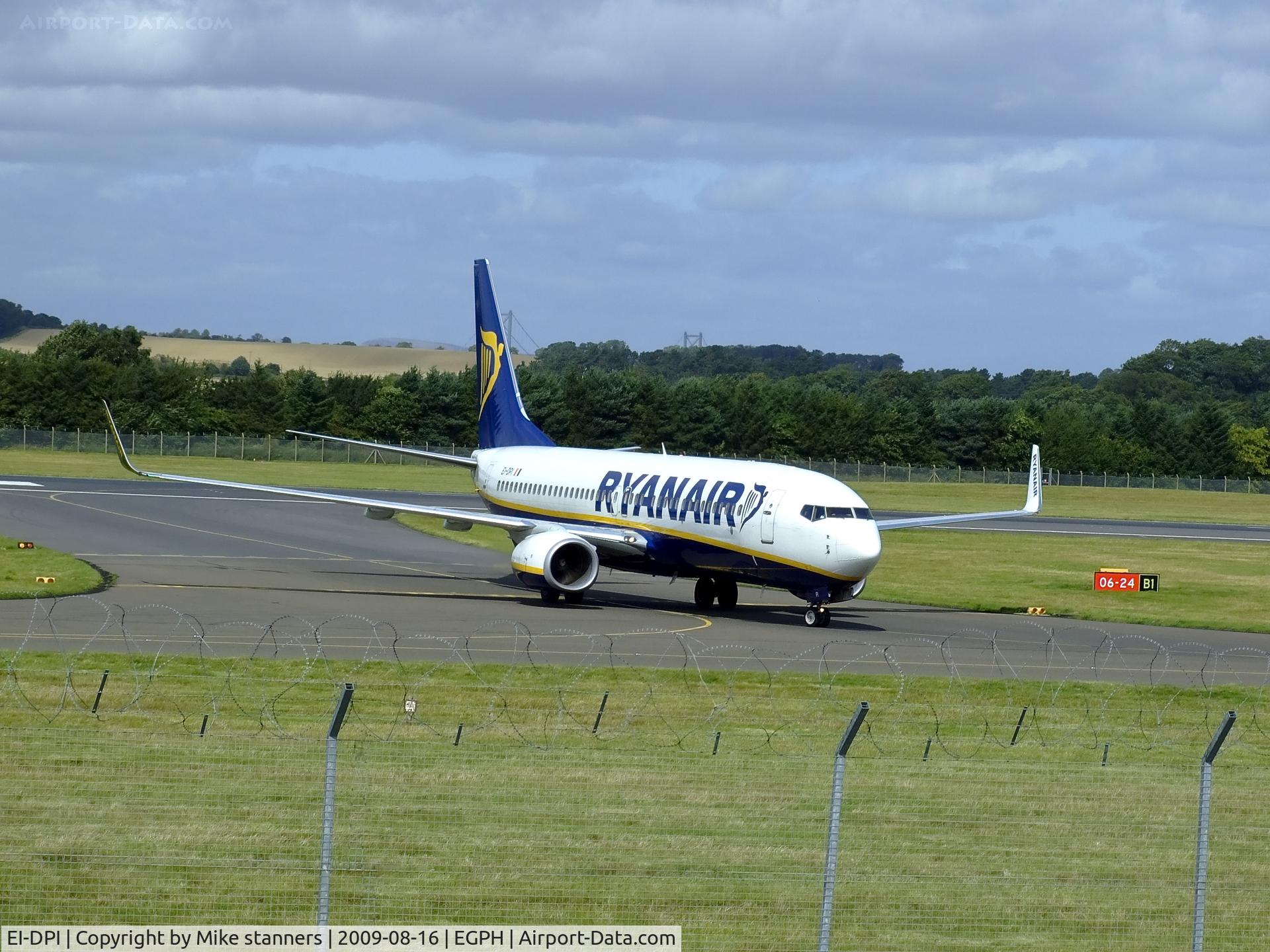 EI-DPI, 2007 Boeing 737-8AS C/N 33608, Edinburgh based Ryanair B737-800 taxiing off runway 24
