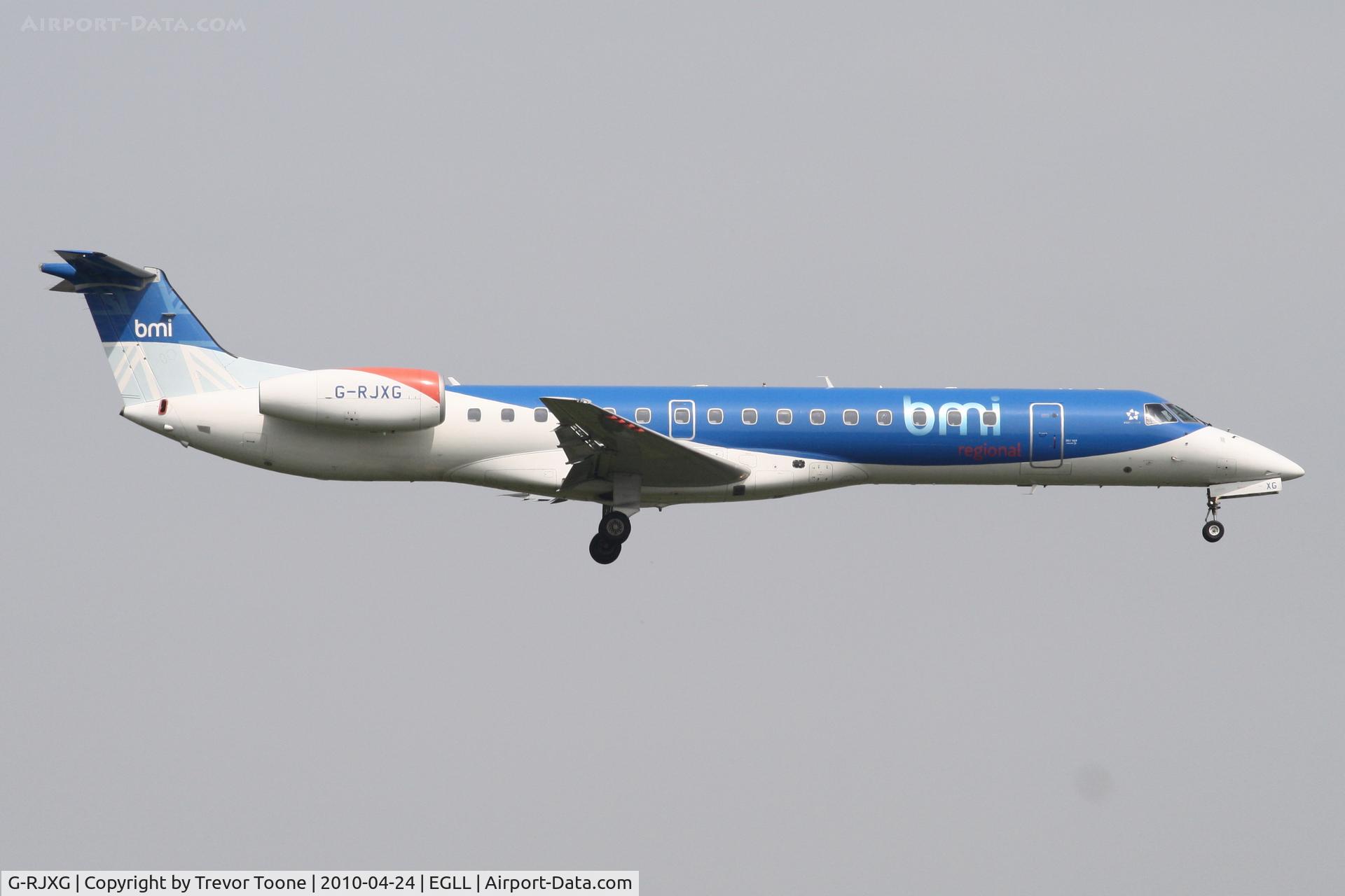 G-RJXG, 2001 Embraer EMB-145EP (ERJ-145EP) C/N 145390, EMB-145EP, c/n: 145390
