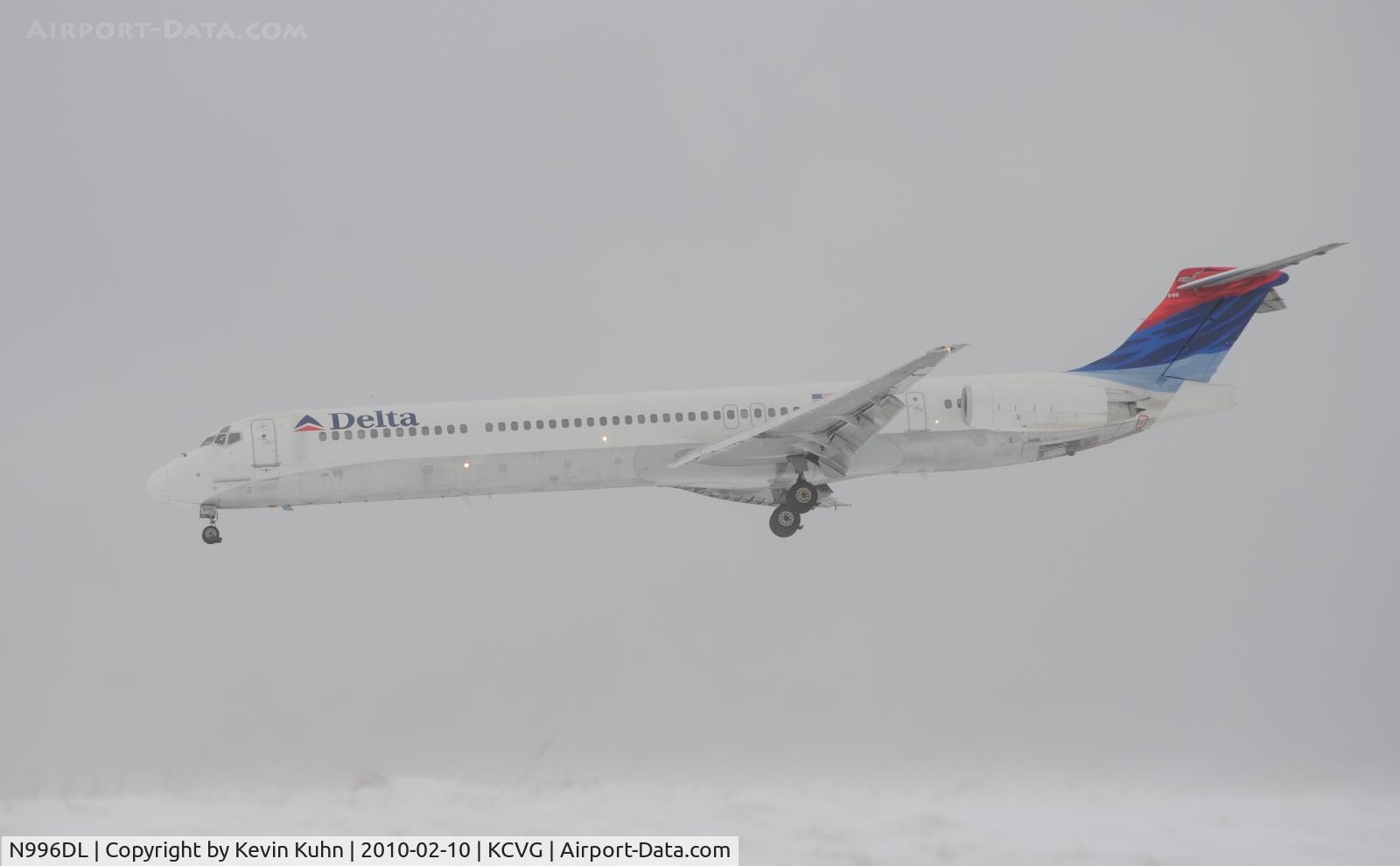 N996DL, 1991 McDonnell Douglas MD-88 C/N 53363, The actual viewing area was closed, so I was taking pictures in my car on the road leading up to it