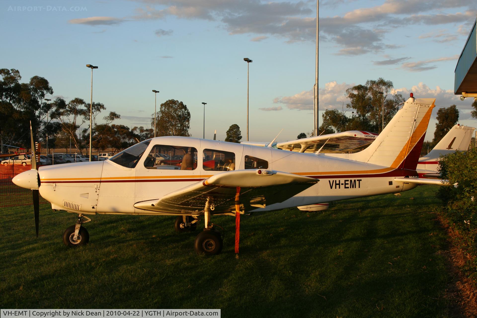 VH-EMT, 1979 Piper PA-28-181 C/N 28-7990341, YGTH