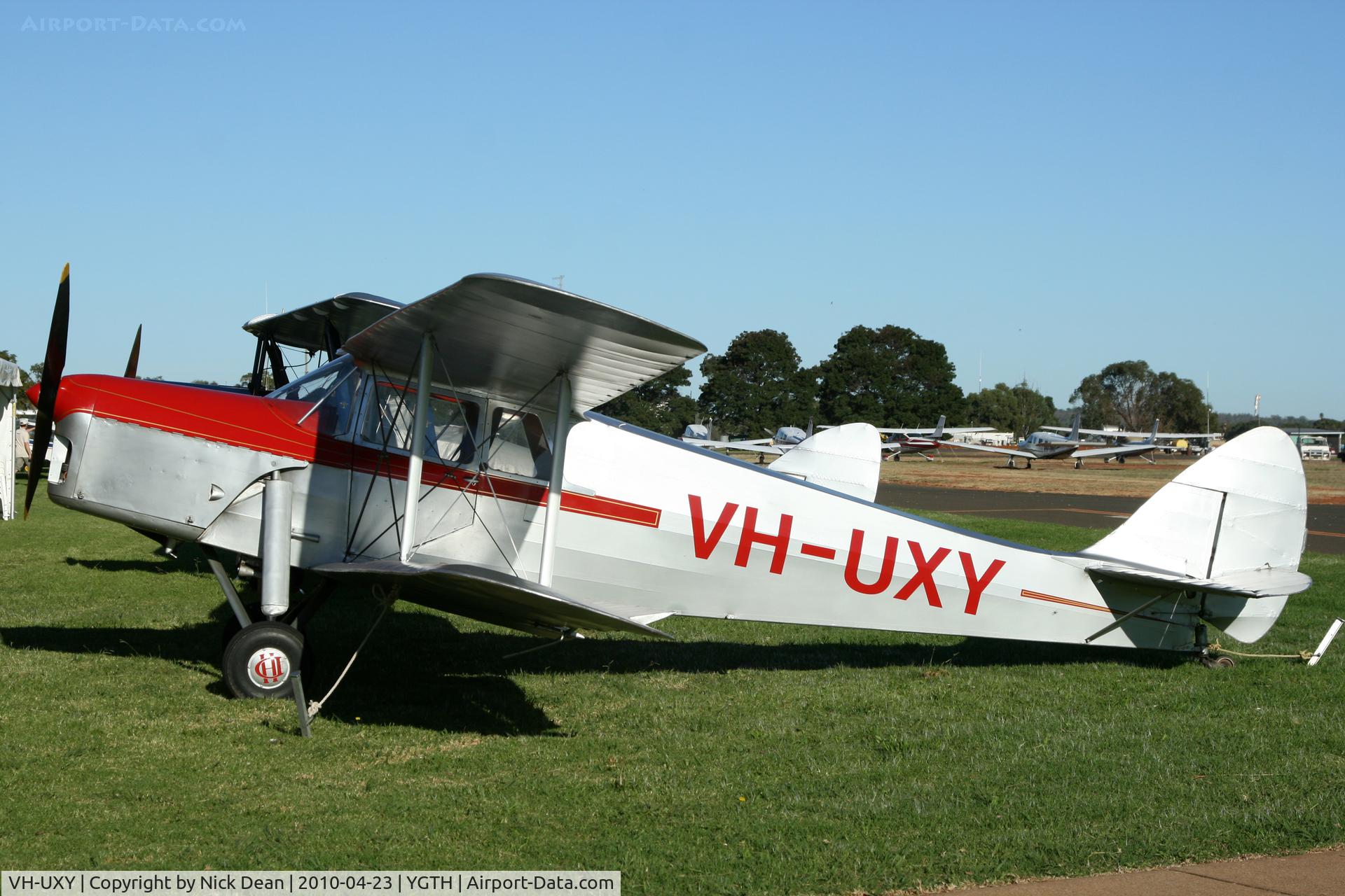 VH-UXY, 1937 De Havilland DH.87B Hornet Moth C/N 8131, YGTH
