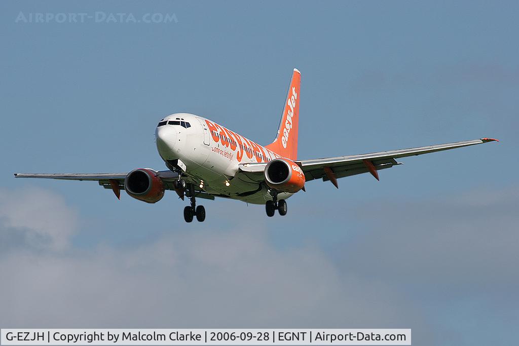 G-EZJH, 2001 Boeing 737-73V C/N 30240, Boeing 737-73V on approach to Rwy 25 at Newcastle Airport in 2006.