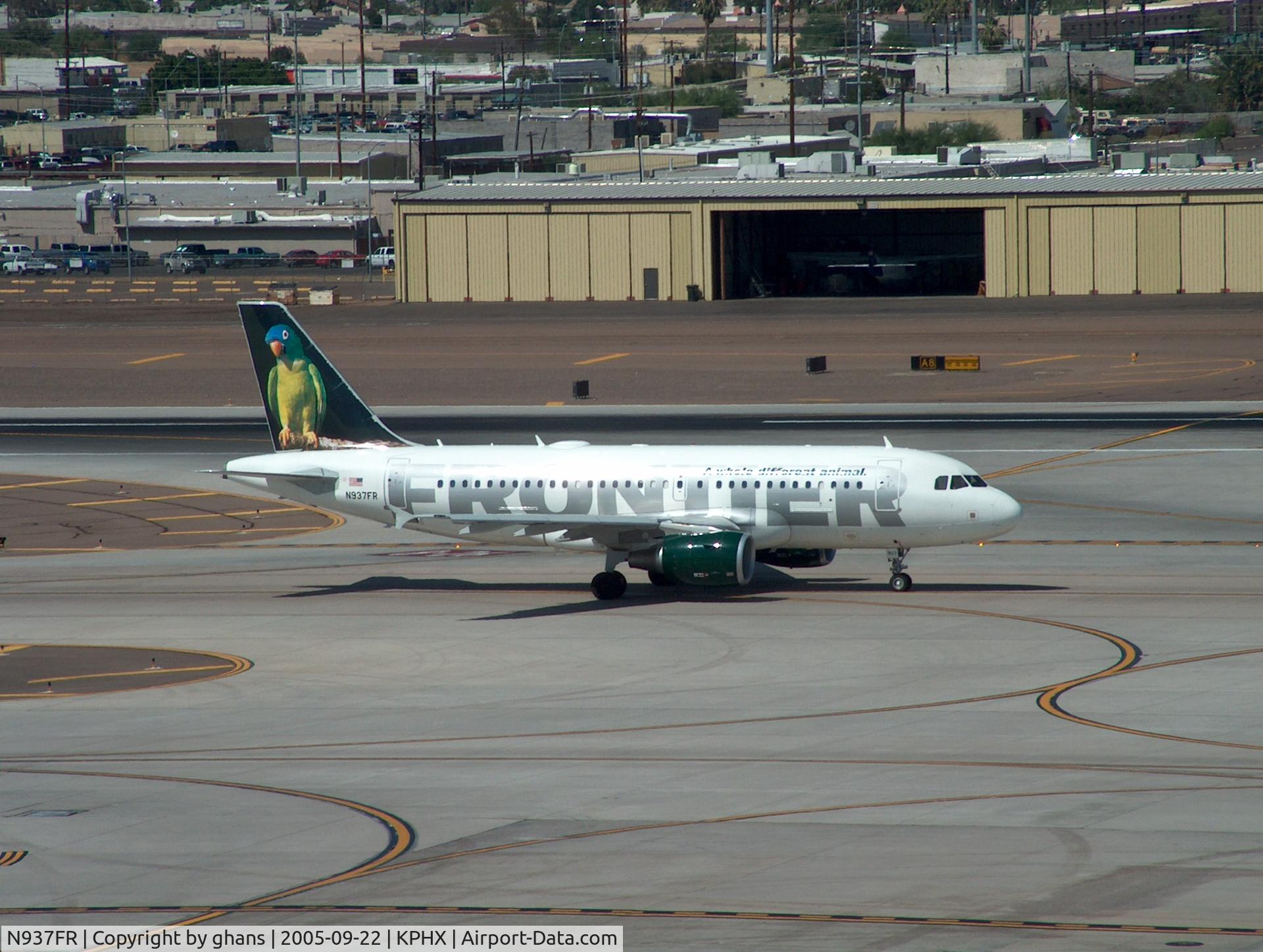N937FR, 2005 Airbus A319-111 C/N 2400, Parrot tail.