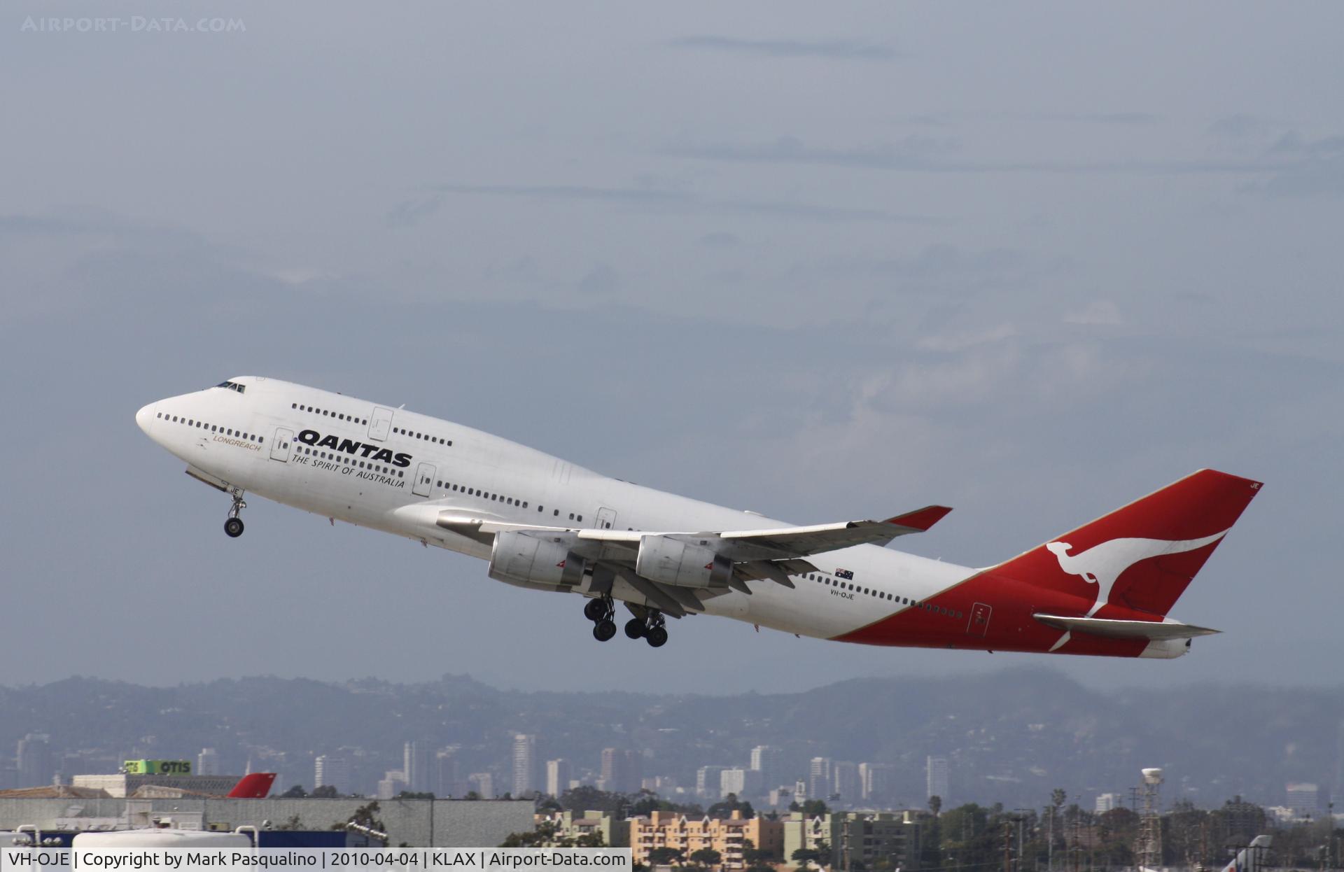 VH-OJE, 1989 Boeing 747-438 C/N 24482, Boeing 747-400