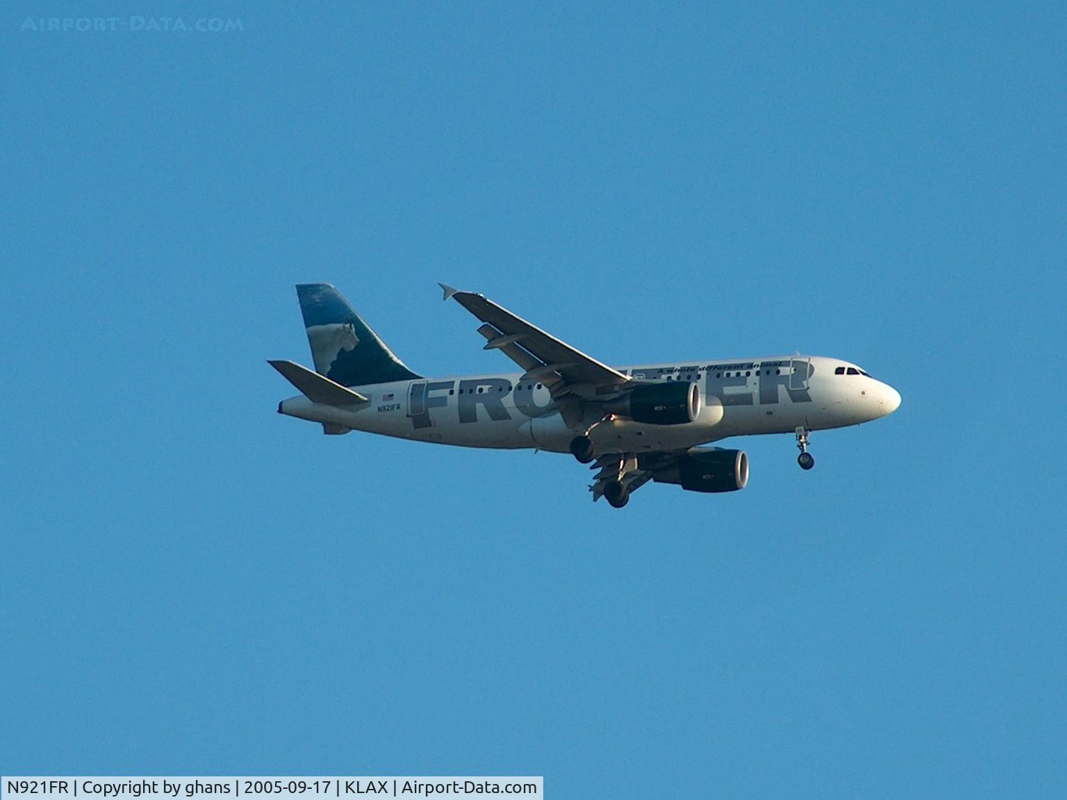 N921FR, 2003 Airbus A319-111 C/N 2010, Mountain Goat tail