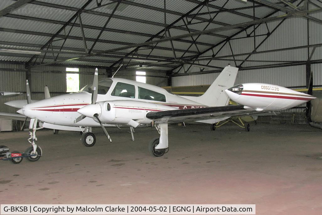 G-BKSB, 1973 Cessna T310Q C/N 310Q-0914, Cessna T310Q at Bagby Airfield, UK in 2004.