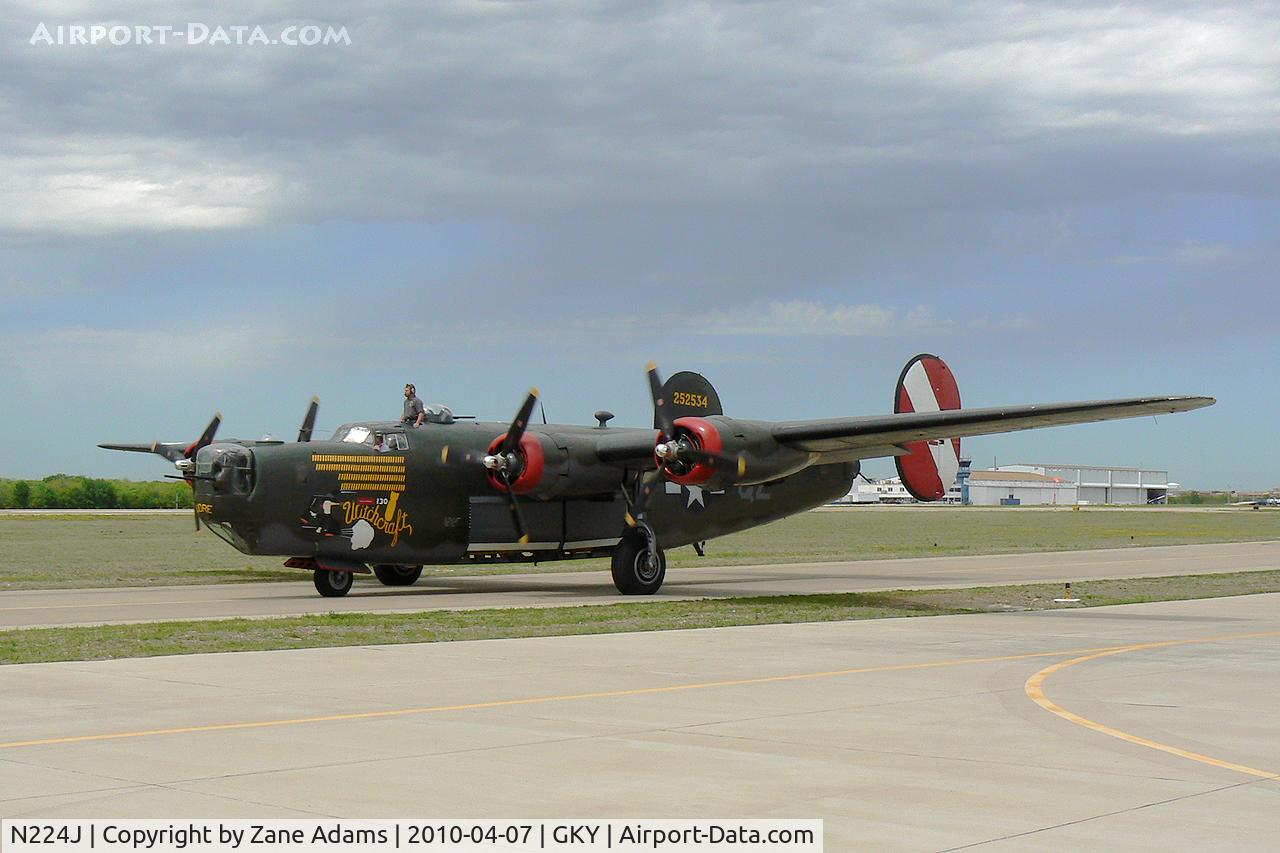 N224J, 1944 Consolidated B-24J-85-CF Liberator C/N 1347 (44-44052), Collings Foundation B-24J at Arlington Municipal
