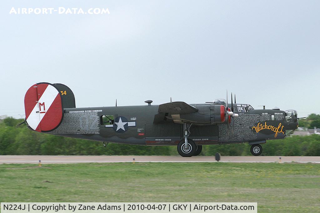 N224J, 1944 Consolidated B-24J-85-CF Liberator C/N 1347 (44-44052), Collings Foundation B-24J departing Arlington Municipal