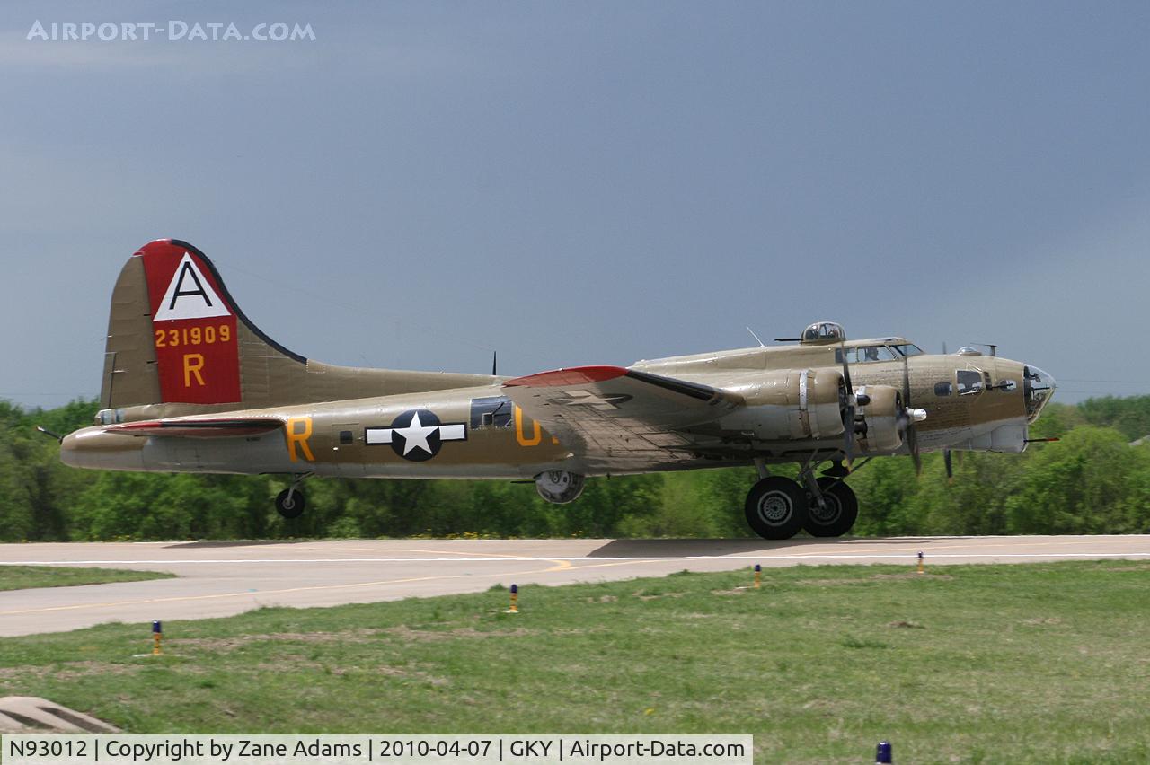 N93012, 1944 Boeing B-17G-30-BO Flying Fortress C/N 32264, Collings Foundation B-17G departing Arlington Municipal