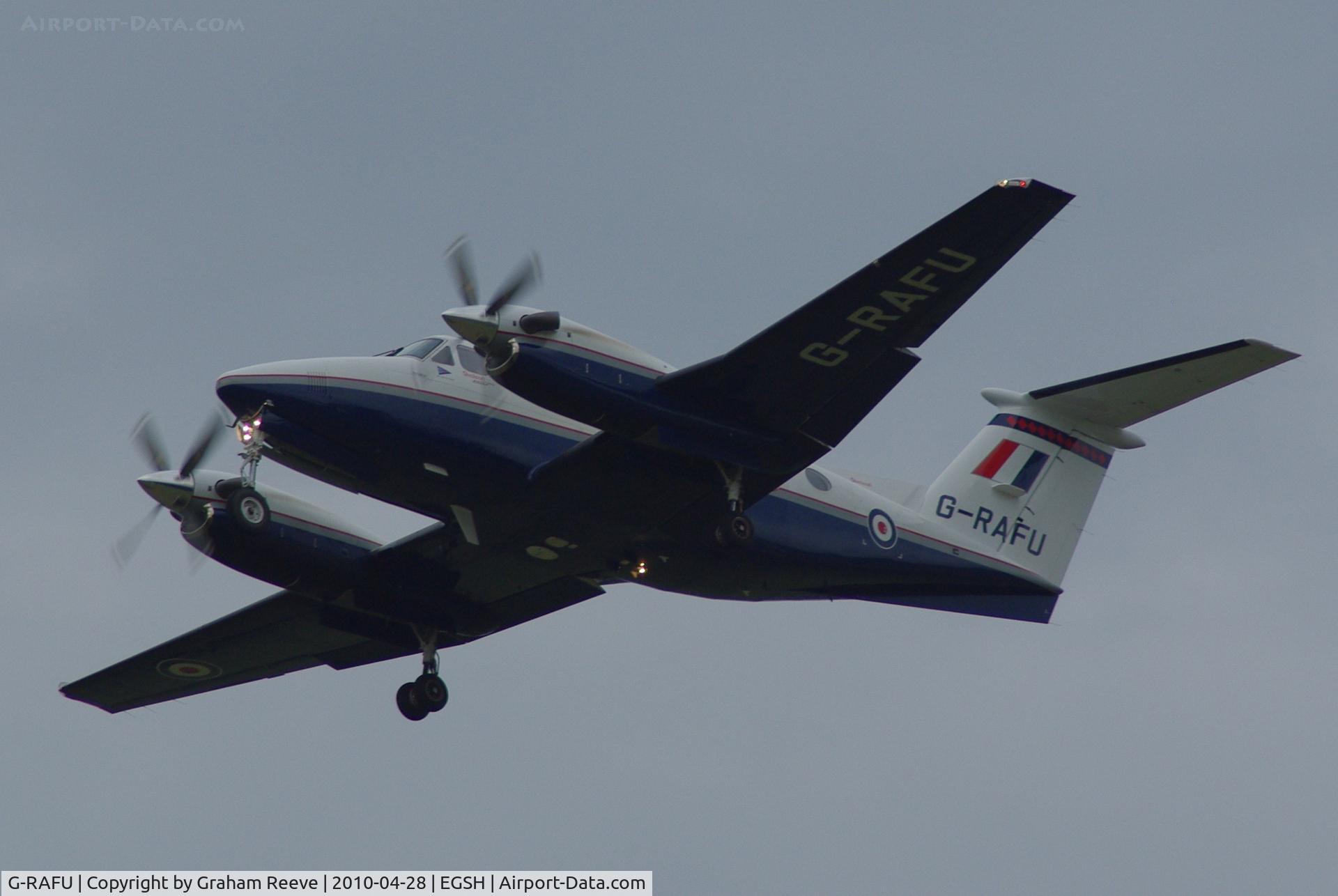 G-RAFU, 2009 Hawker Beechcraft B200GT Super King Air C/N BY-90, Passing over head.