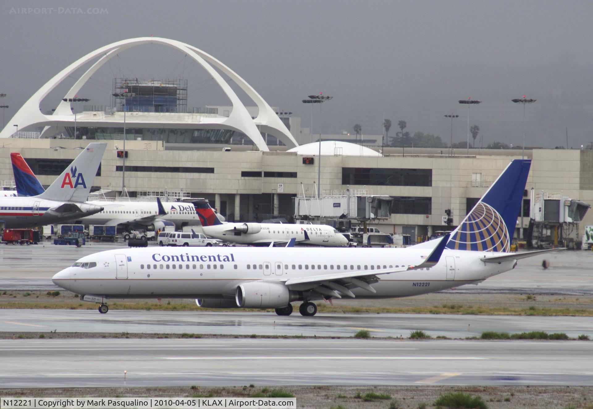 N12221, 1998 Boeing 737-824 C/N 28930, Boeing 737-800