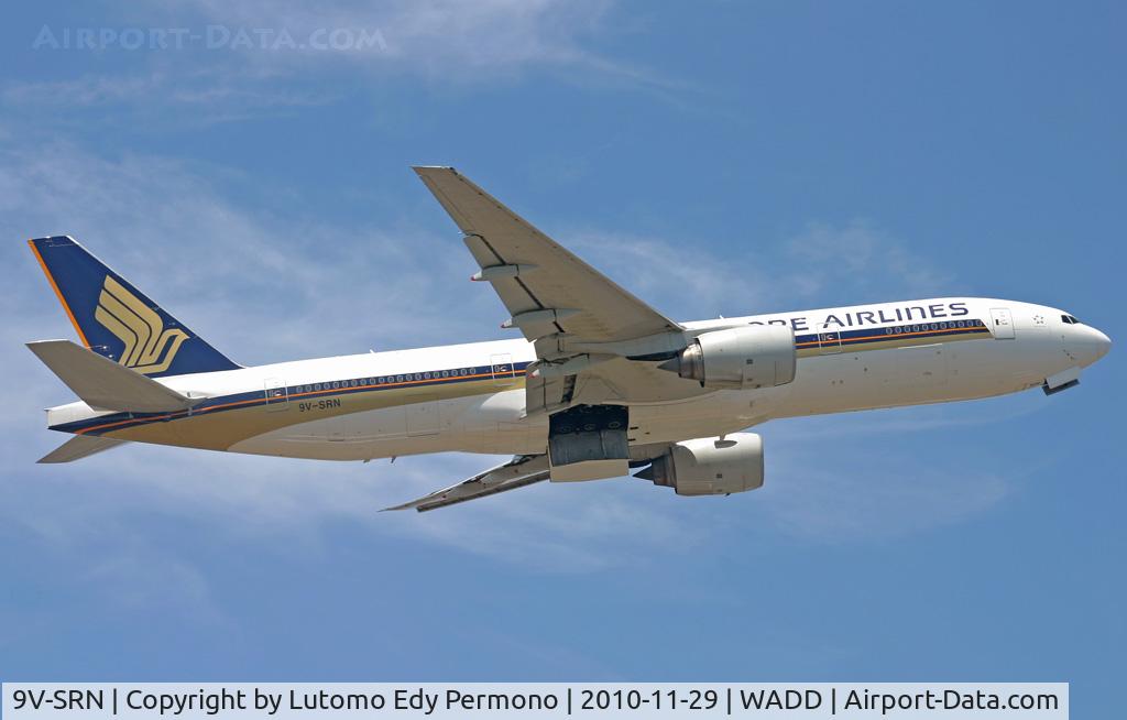 9V-SRN, 2003 Boeing 777-212/ER C/N 32318, Singapore Airlines
