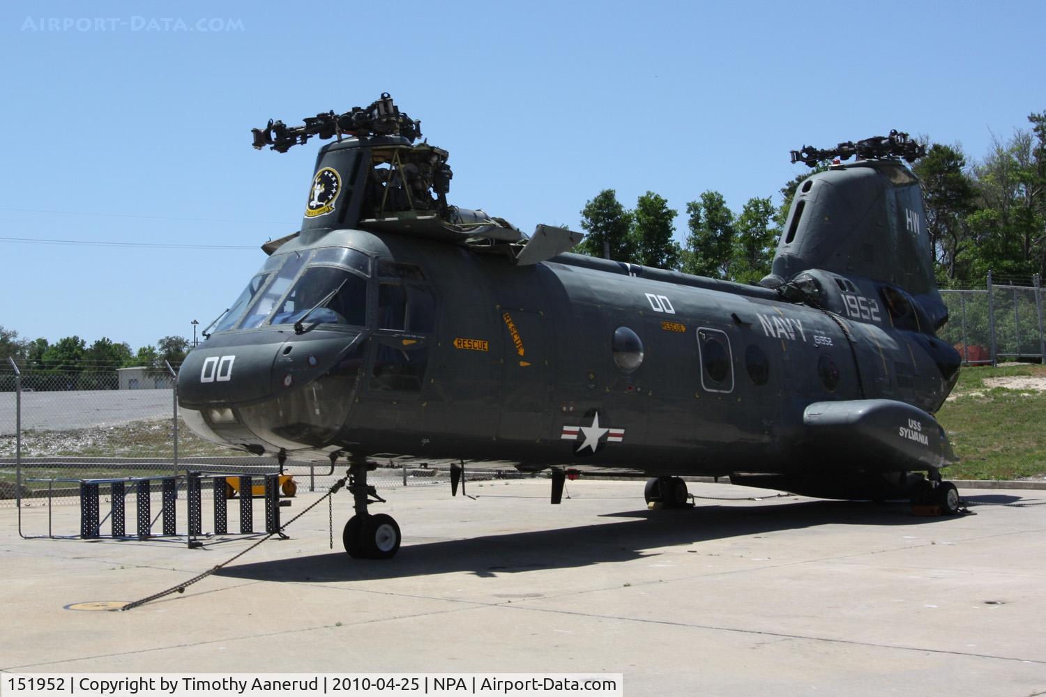 151952, Boeing Vertol HH-46A Sea Knight C/N 2102, Boeing-Vertol CH-46D Sea Knight, c/n: 2102
