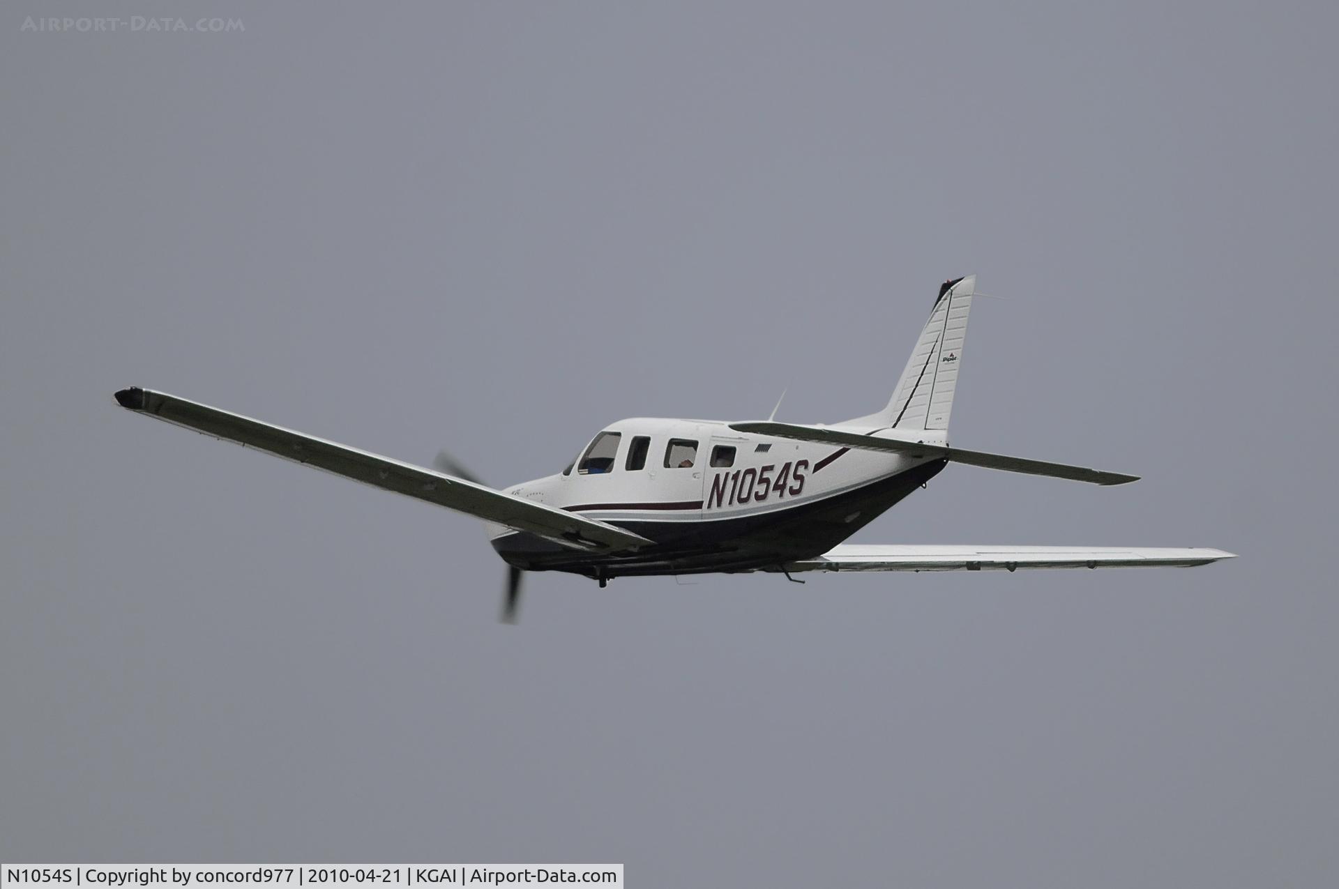 N1054S, 2007 Piper PA-32R-301T Turbo Saratoga C/N 3257448, Seen at KGAI on 4/21/2010.