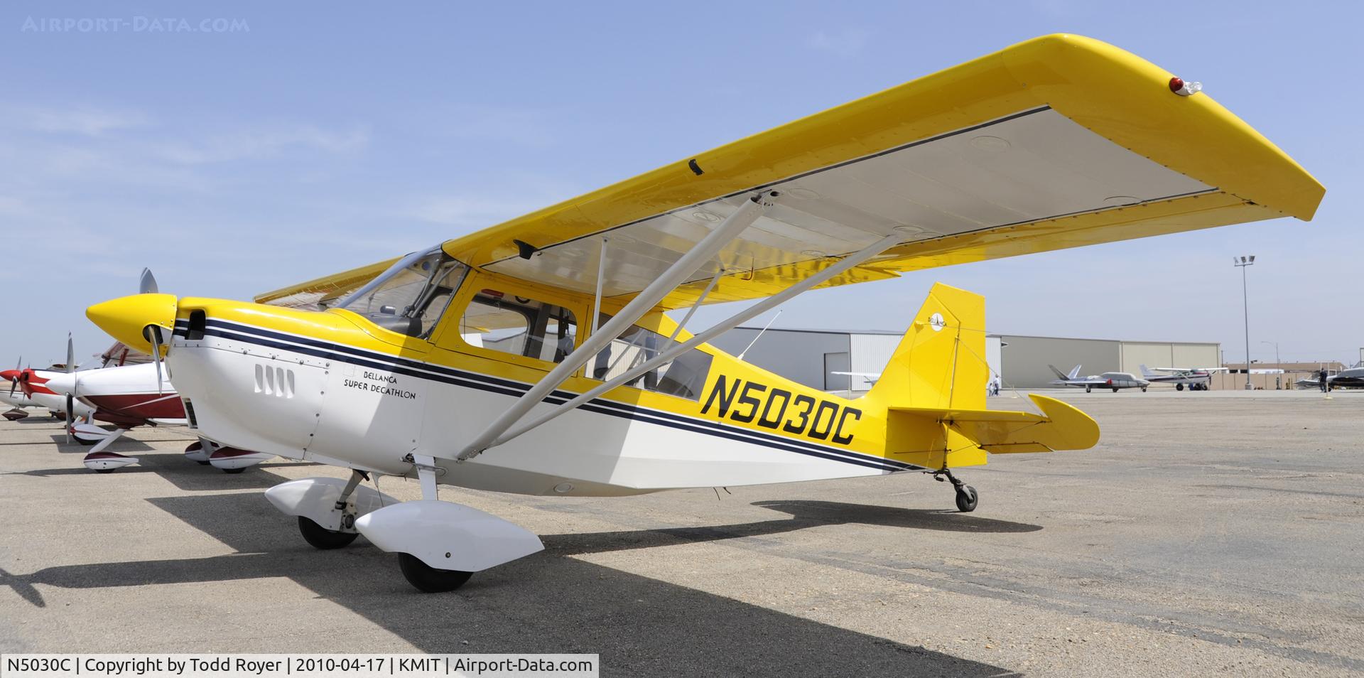 N5030C, 1978 Bellanca 8KCAB Super Decathlon C/N 448-78, Minter Field fly in 2010