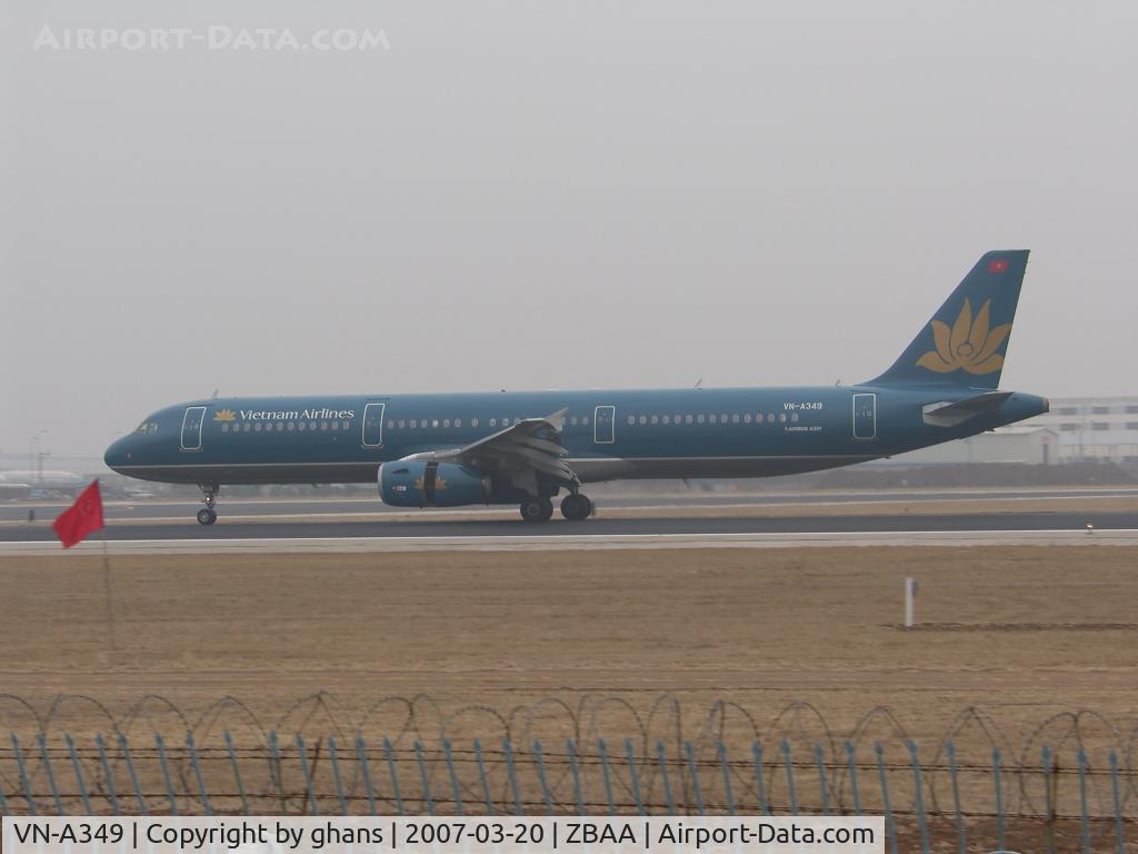 VN-A349, 2005 Airbus A321-231 C/N 2480, Just back from a flight to Vietnam