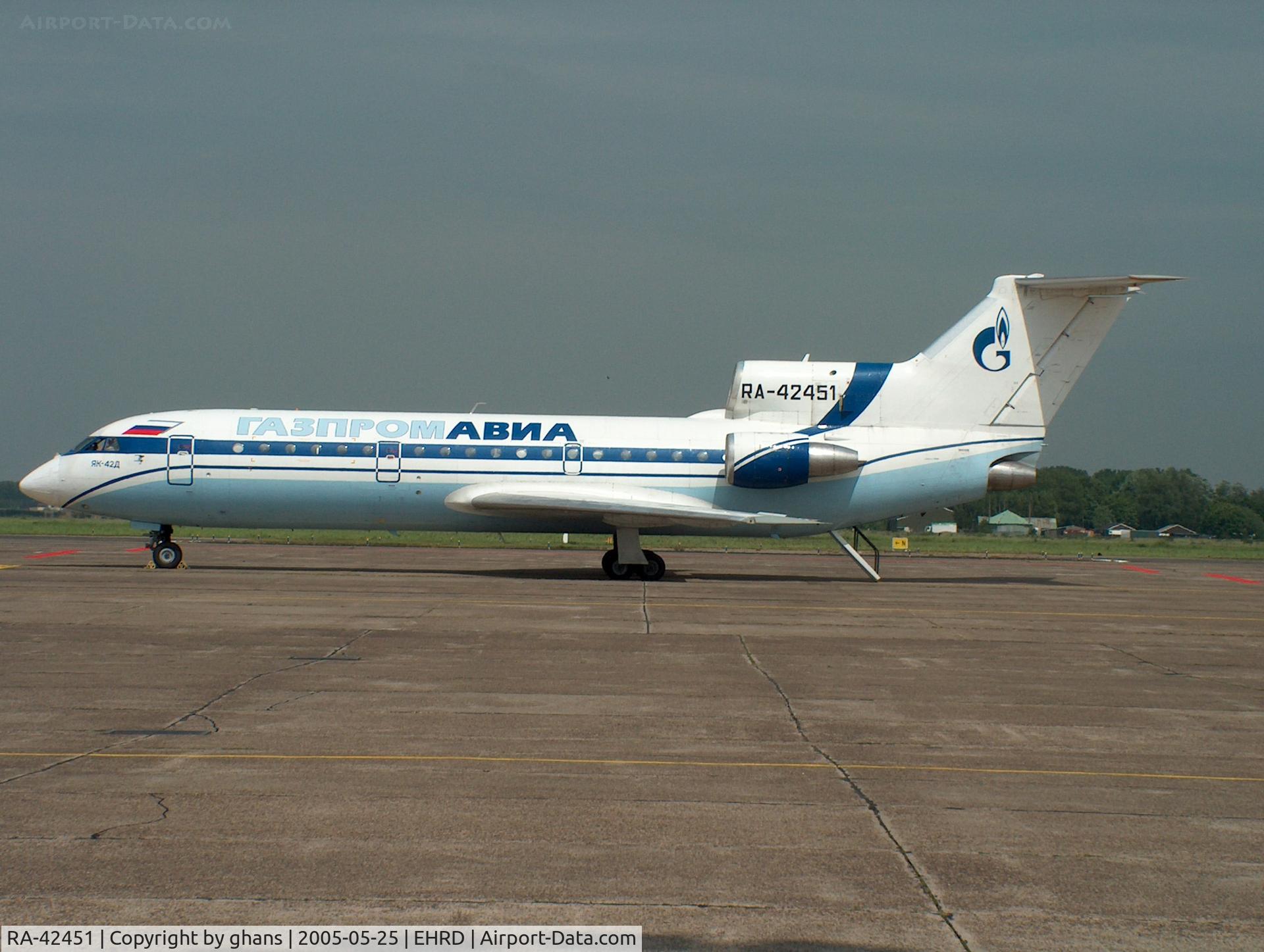 RA-42451, 1997 Yakovlev Yak-42D C/N 4520422708018, At Rotterdam
