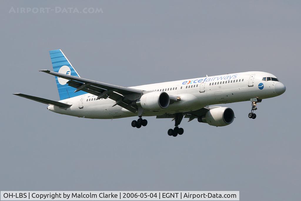 OH-LBS, 1998 Boeing 757-2Q8 C/N 27623, Boeing 757-2Q8 on approach to Rwy 25 at Newcastle Airport in 2006.