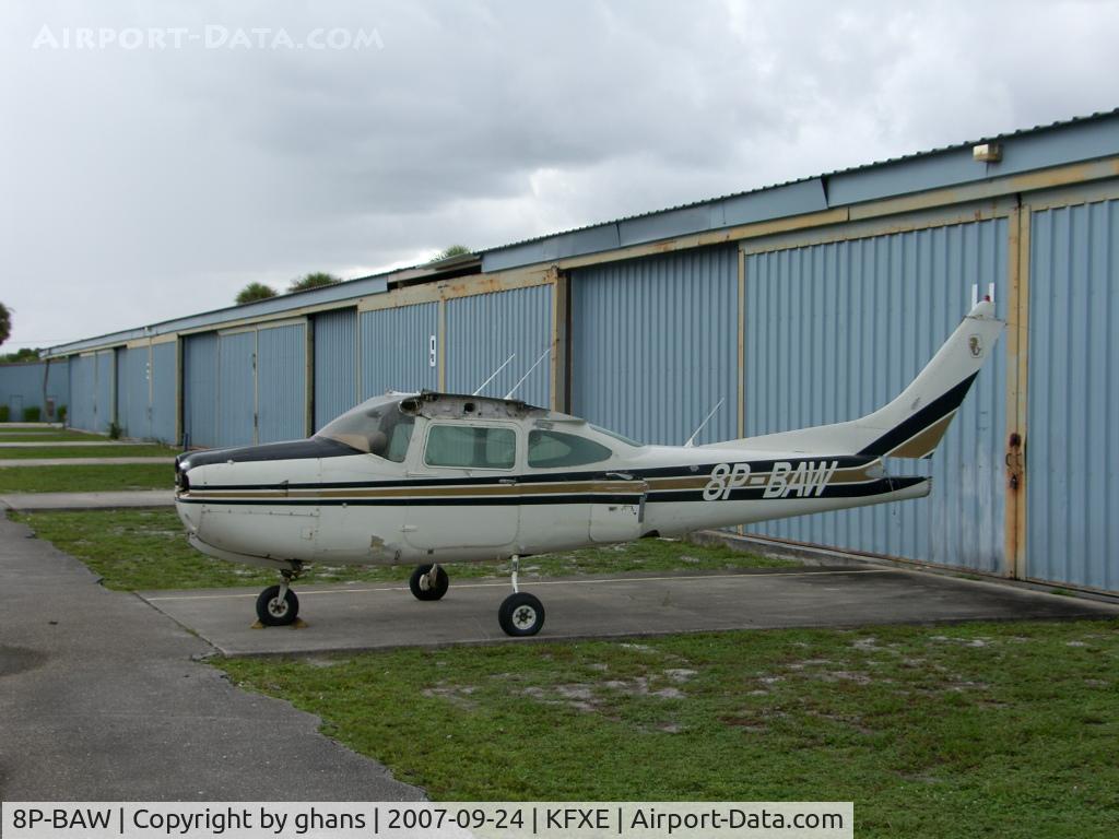 8P-BAW, Cessna 182 Skylane C/N Not found 8P-BAW, Does anyone have some wings?!