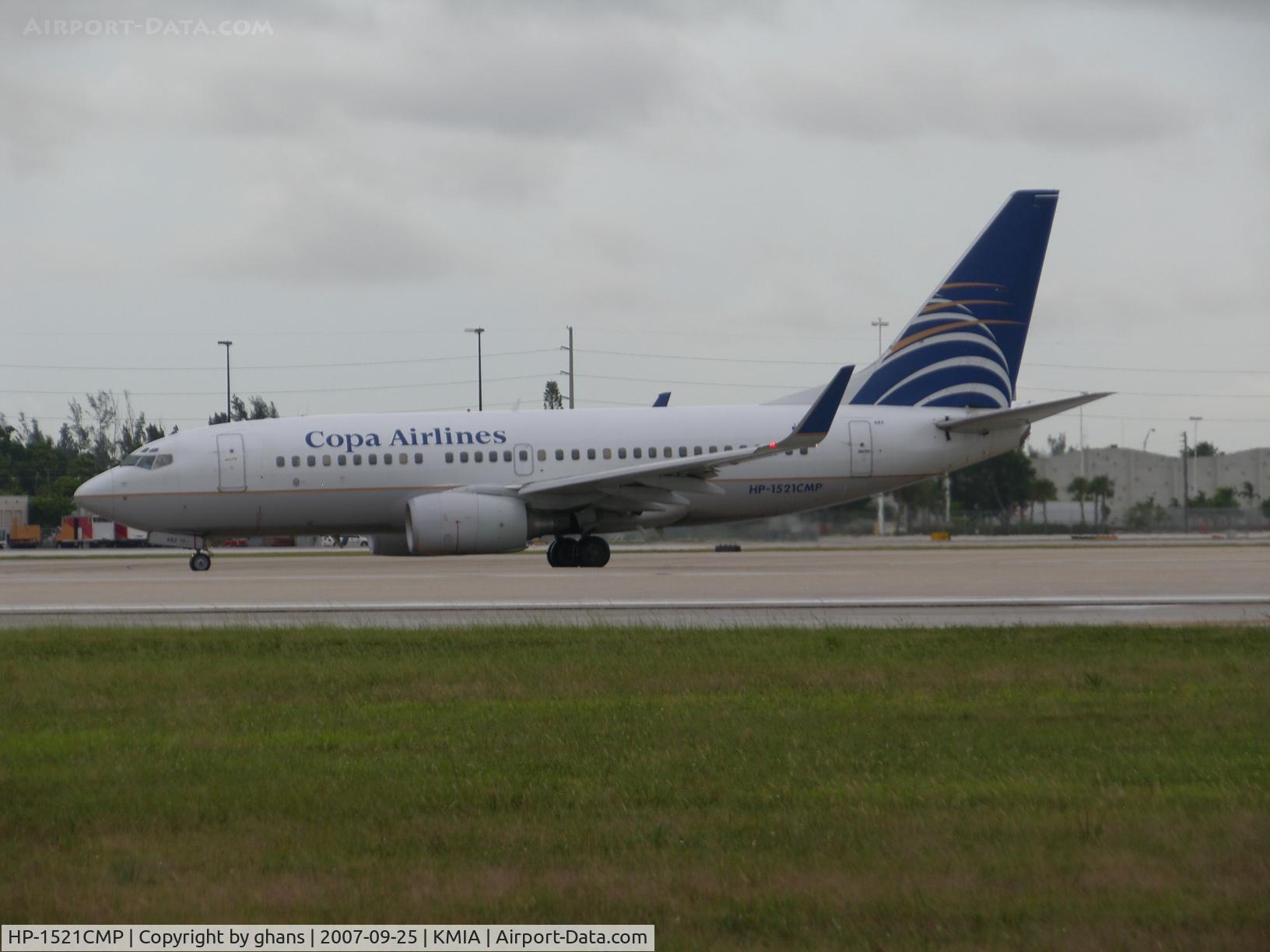 HP-1521CMP, 2003 Boeing 737-7V3 C/N 33708, Taxiïng to the runway for a flight to Panama